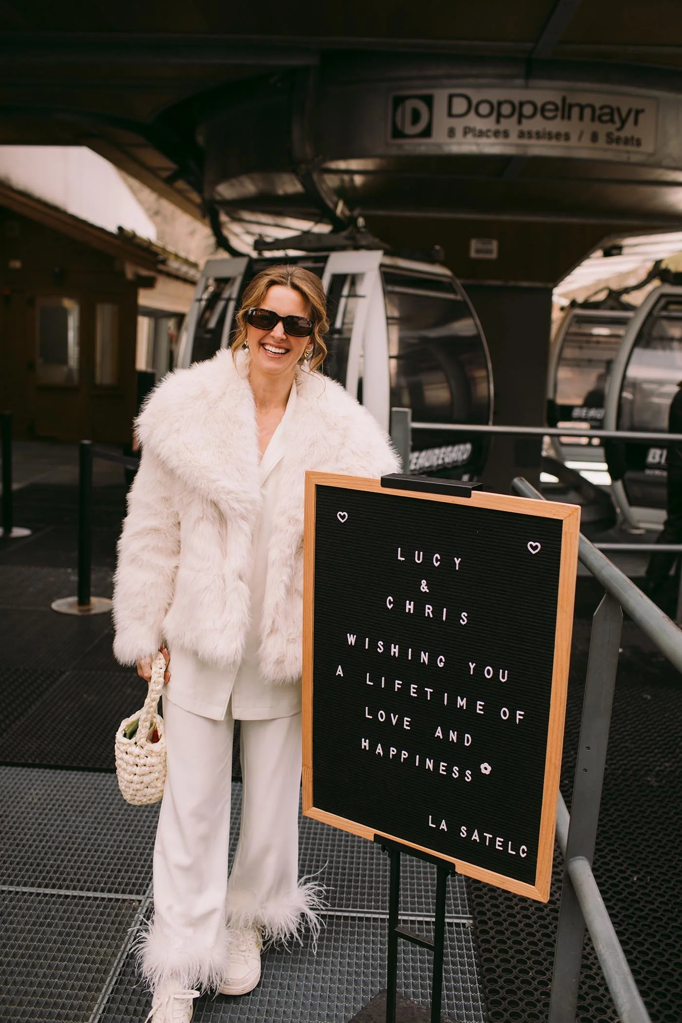 la-clusaz-winter-wedding-bride-gondola-sign.jpg