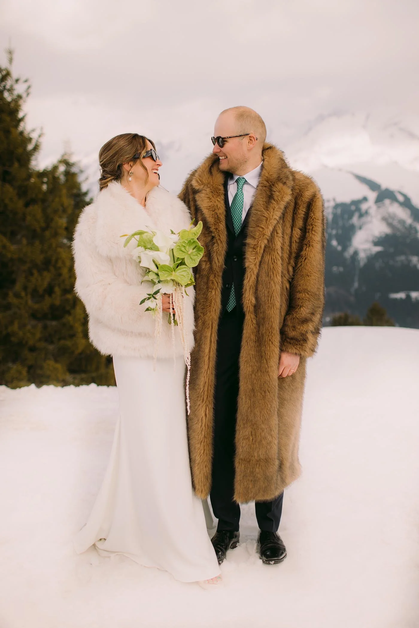 winter-wedding-portrait-bride-groom-french-alps.jpg