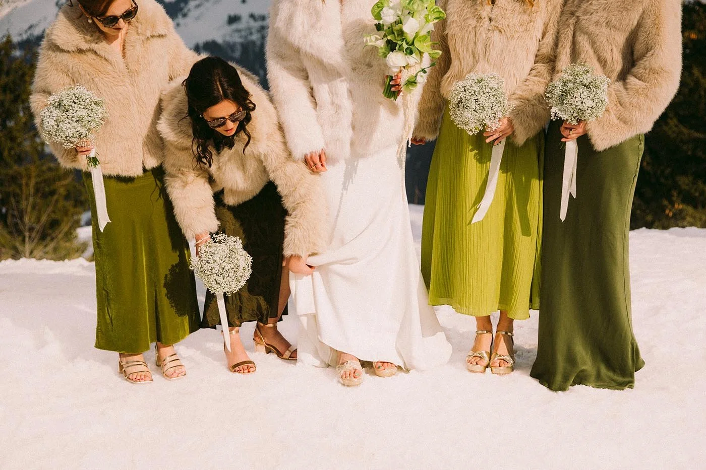 bridesmaids-green-dresses-winter-wedding-french-alps.jpg