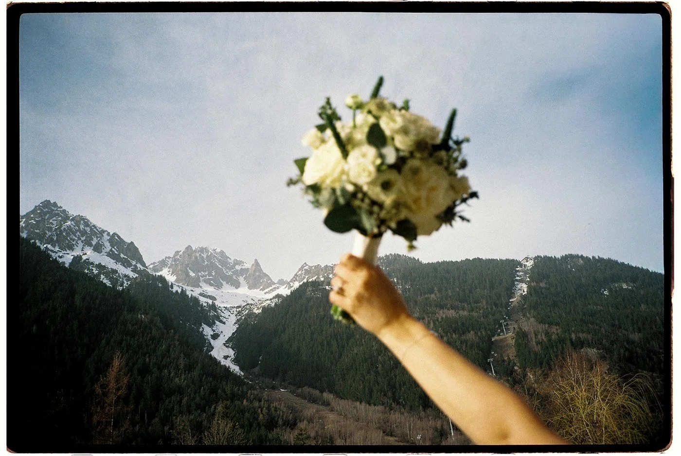 tori-harry-chamonix-wedding-bouquet-alpine-view.jpg