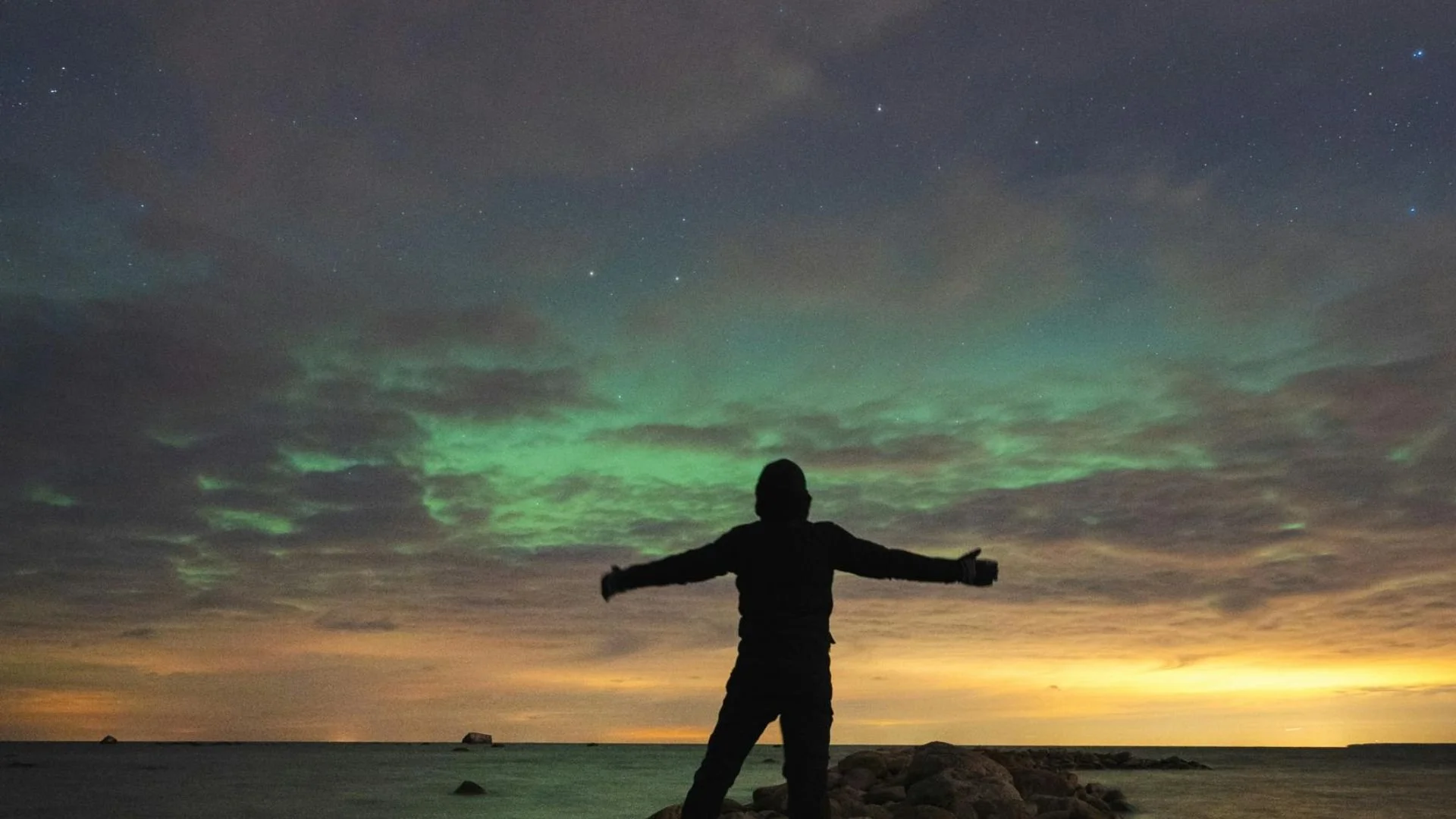A Guide to the Northern Lights on the Causeway Coast