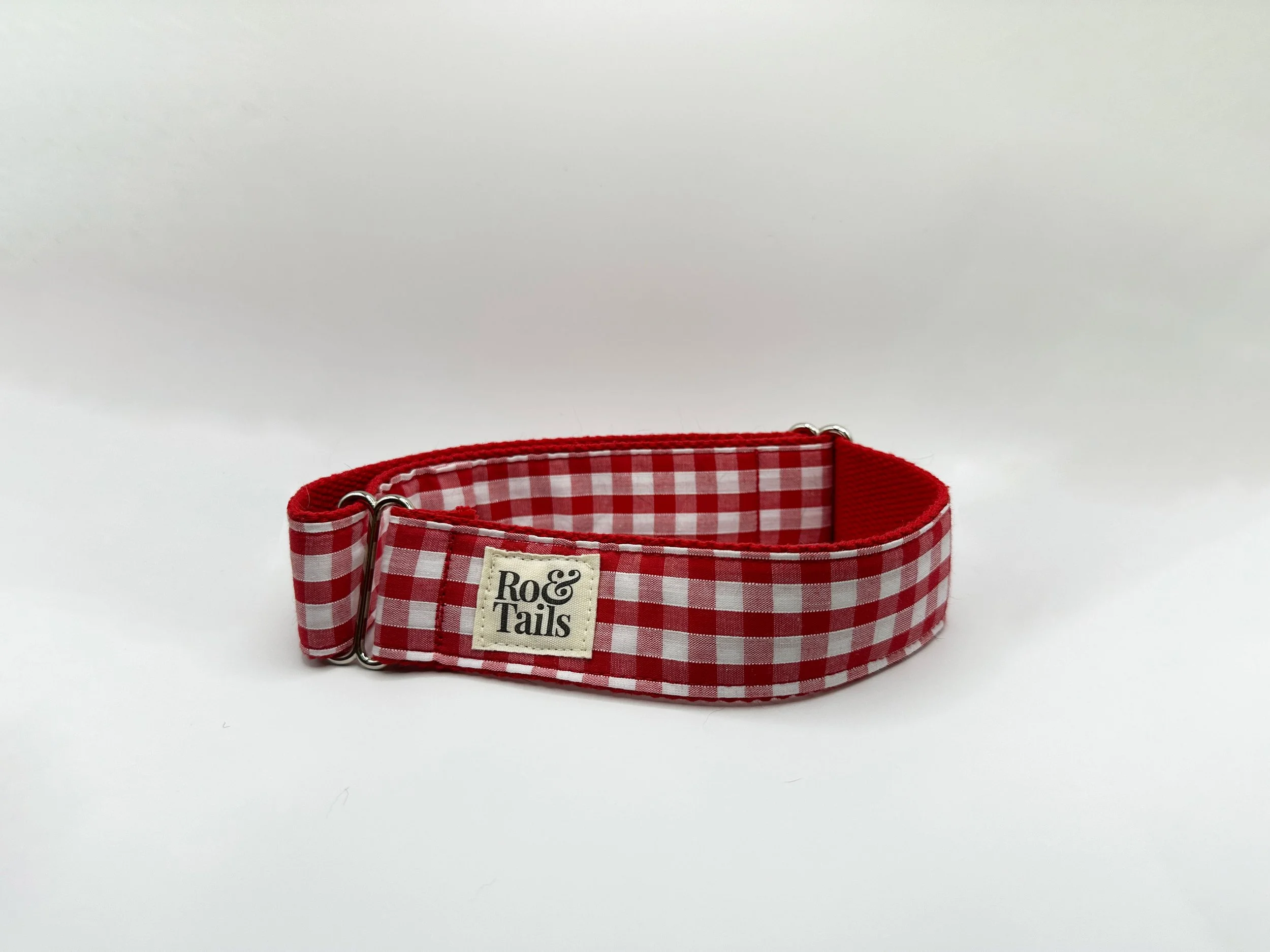 Red_HouseCollar.jpg