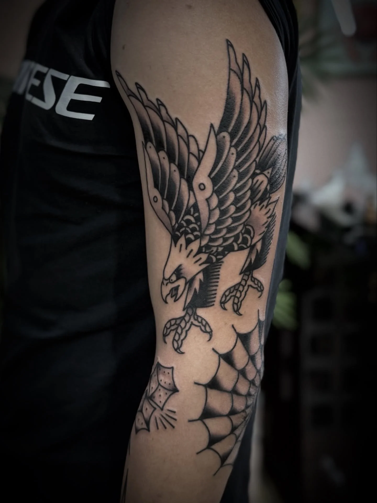 Good start on this sleeve yesterday. 
Taking bookings @valentinestattoostudio goldsmithtattoo@gmail.com #tattoo #tattooartist #traditional #traditionaltattoo #leamingtonspa #loveleam #leamingtonspatattoo #goldsmithtattooer #warwickshire 
#valentinest