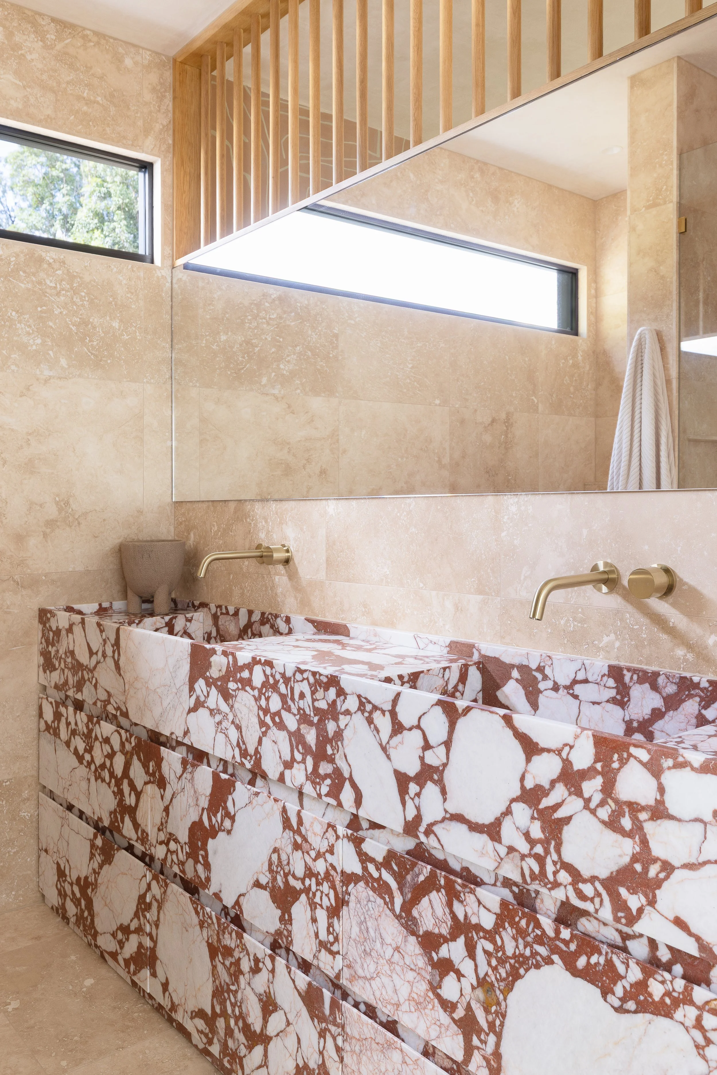 Travertine-Red-Marble-Brushed-Brass-Tapware-Basin