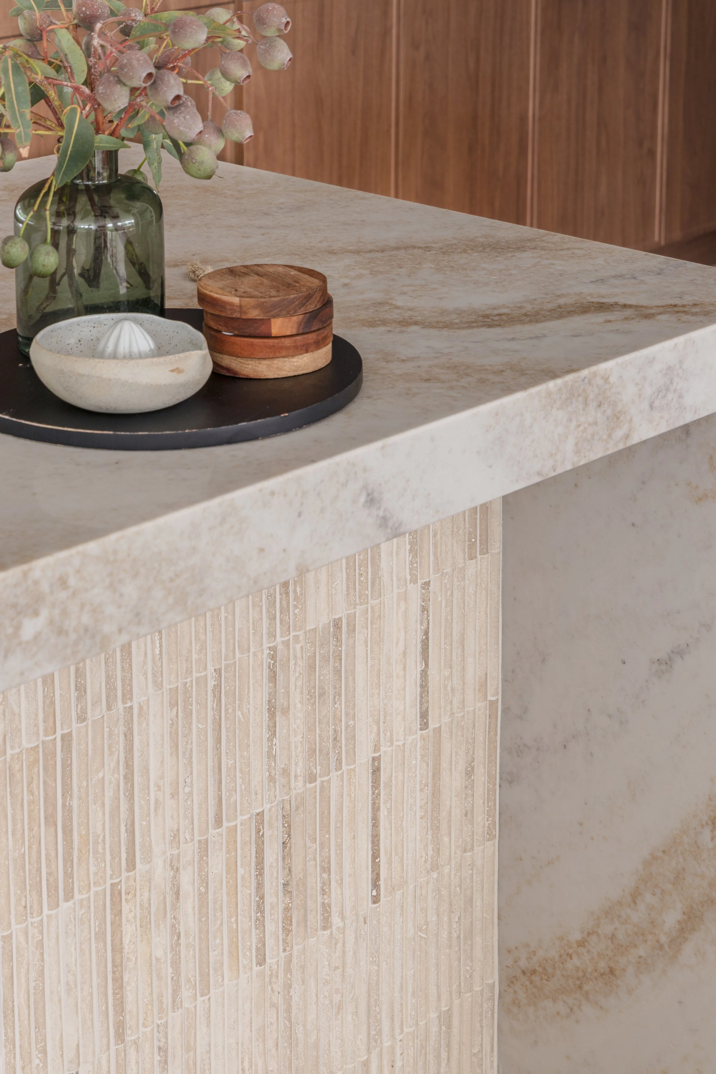 travertine-mosaics-gold-beige-marble-stone-bench-top