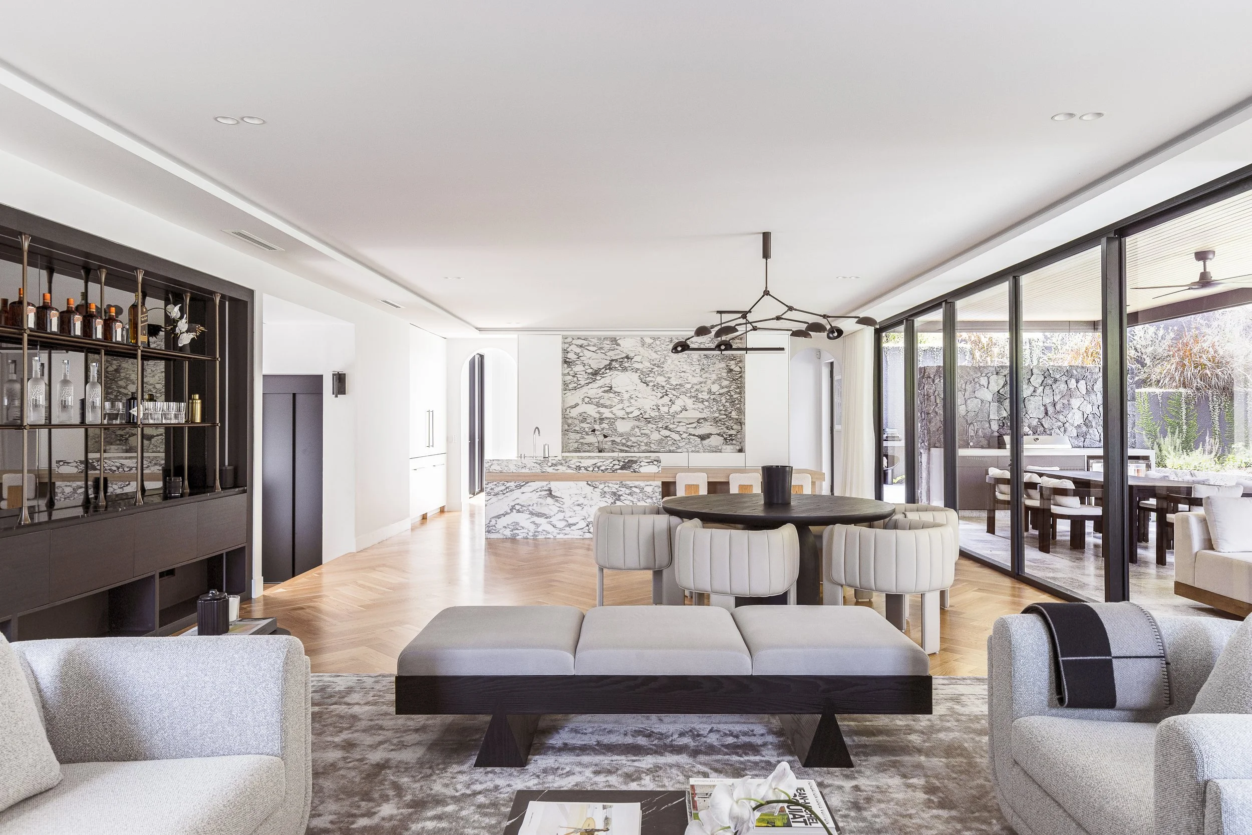 Monochrome-Bar-Living-Area-Entertaining-Open-Plan-Living-Luxury