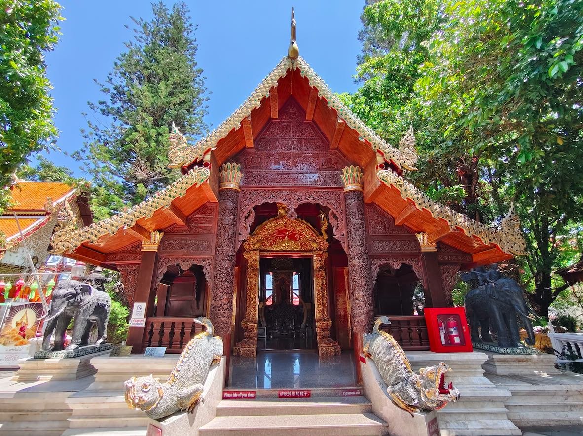 chanting-hall-doi-suthep.jpg