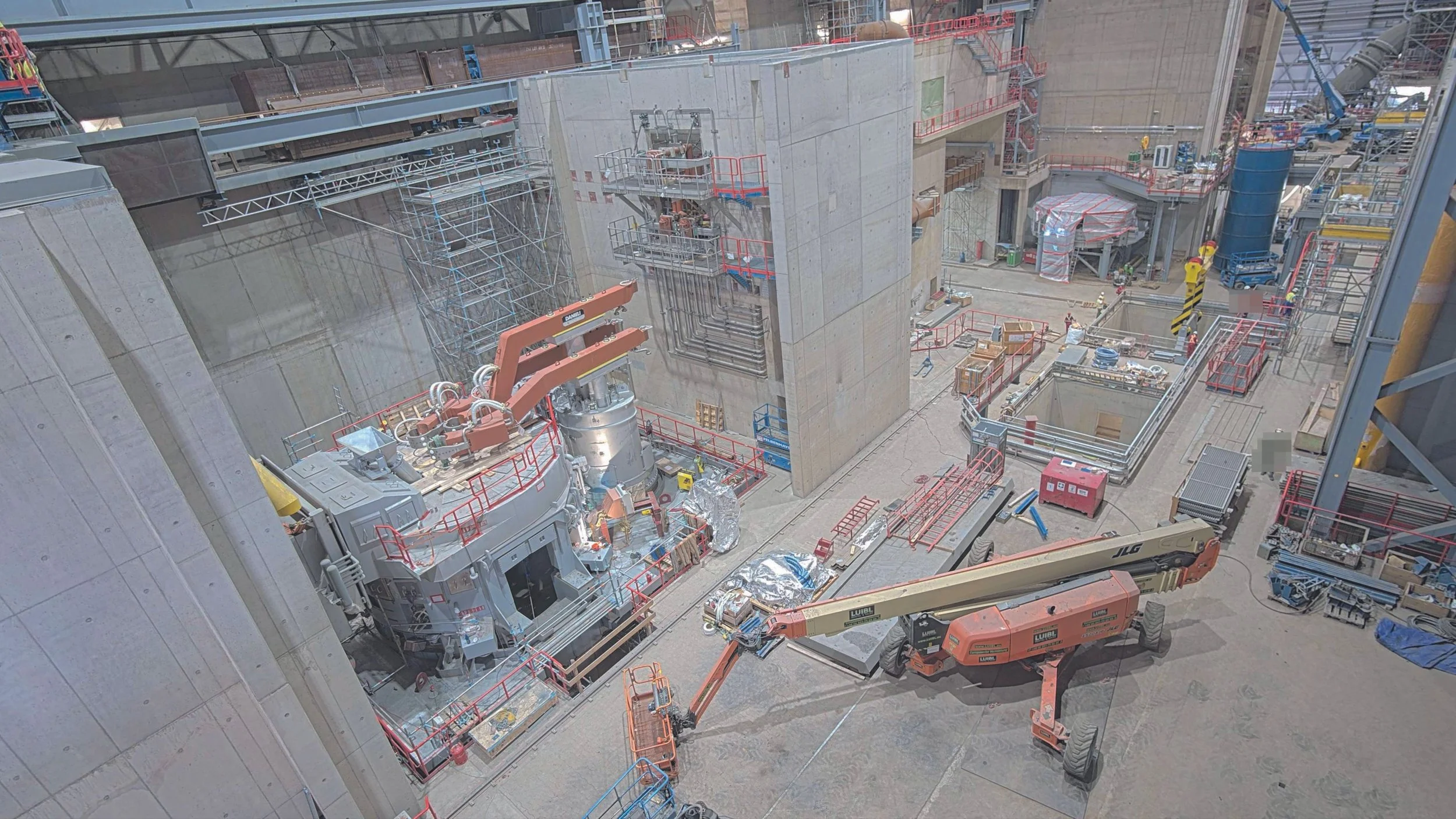 voestalpine greentec steel Donawitz: installation of the electric arc furnace completed