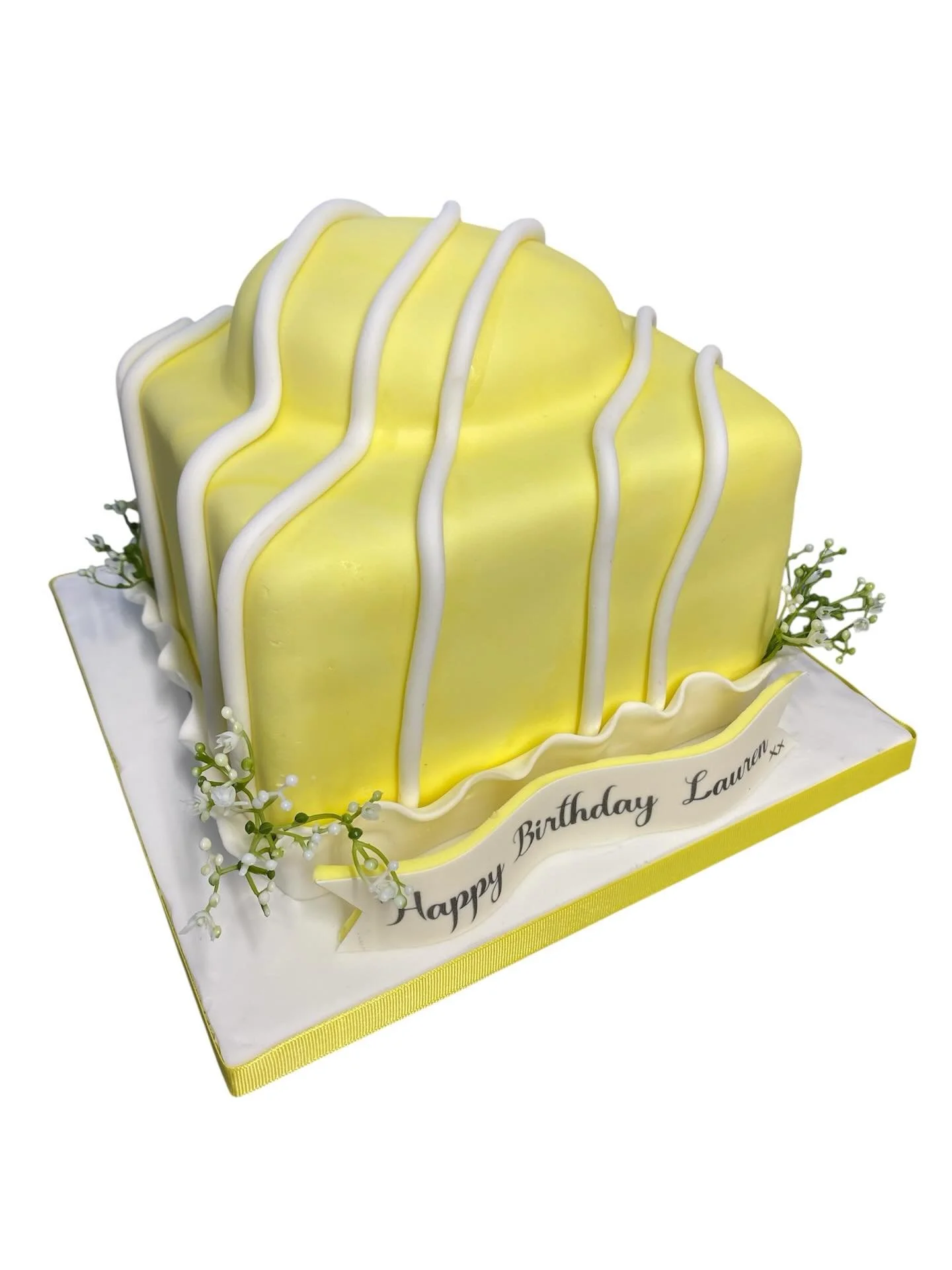 Gorgeous French fancy #frenchfancycake