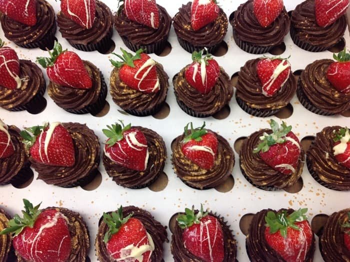 Strawberry & Chocolate Cupcakes