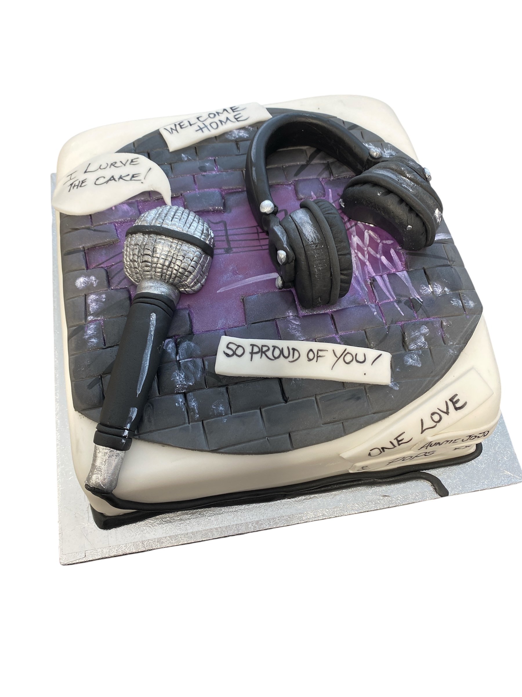 Mic Drop Cake