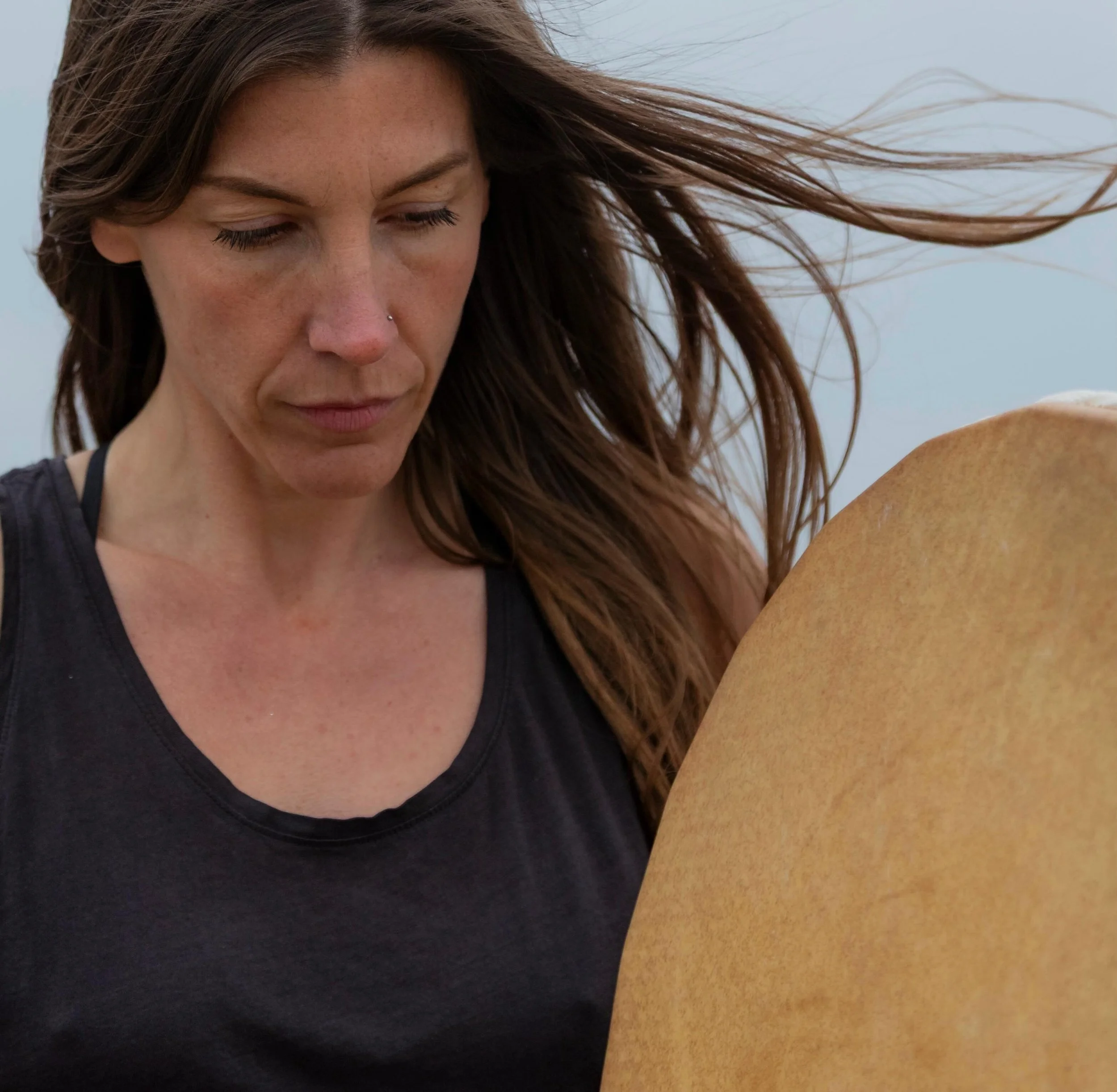 In the circle June 13, the ceremony is for you, and about you only.
.
You will gently be quided inward with the drum, and when you&rsquo;re there you have a chance to have a look around.
How does that feel? What unveils? What do you see? Or what can&