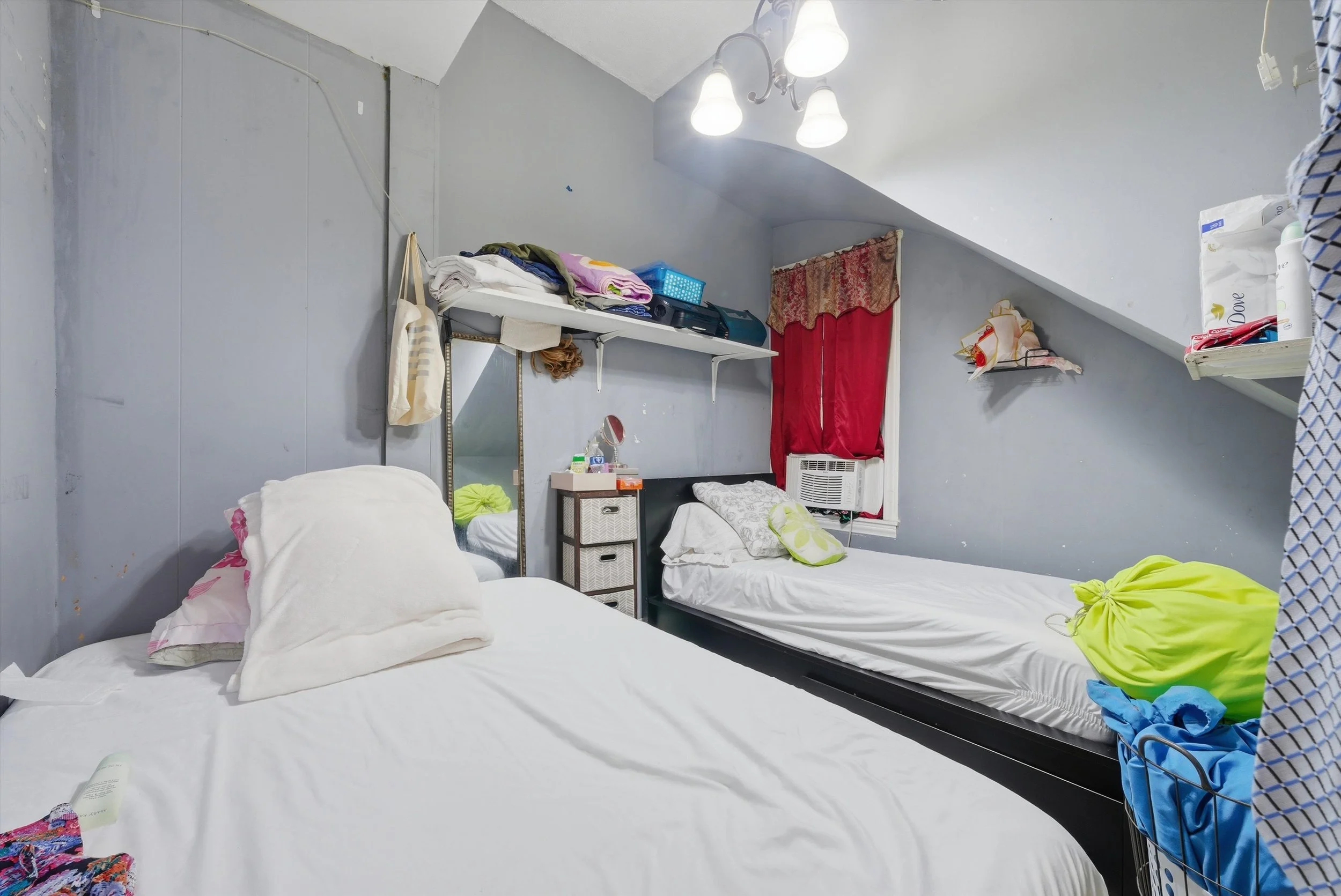 first floor front bedroom.jpg