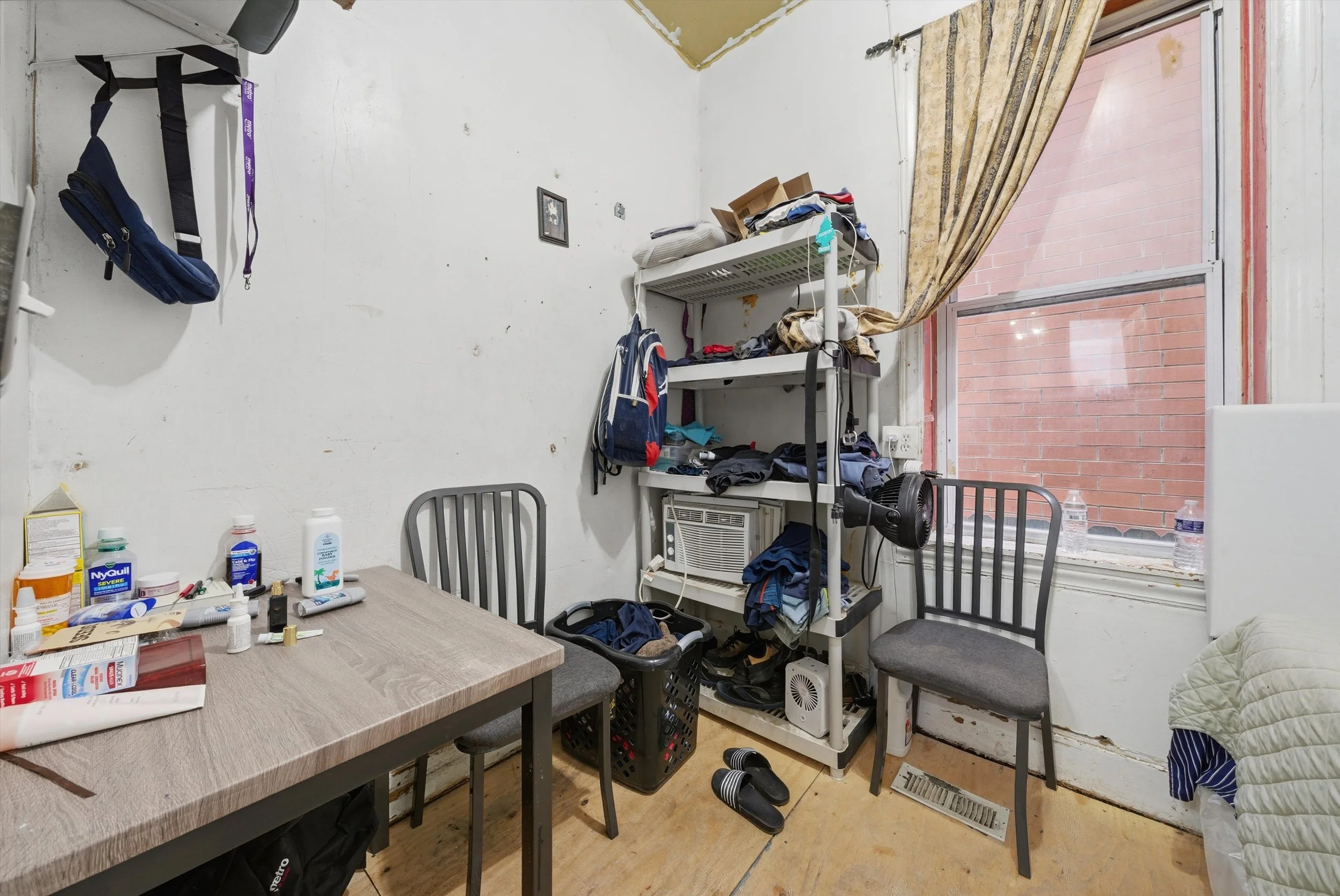 first floor bedroom pt2.jpg