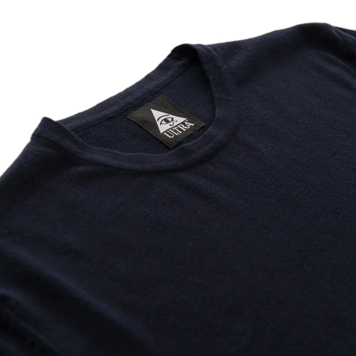 Crewneck-Blue-Details.jpg