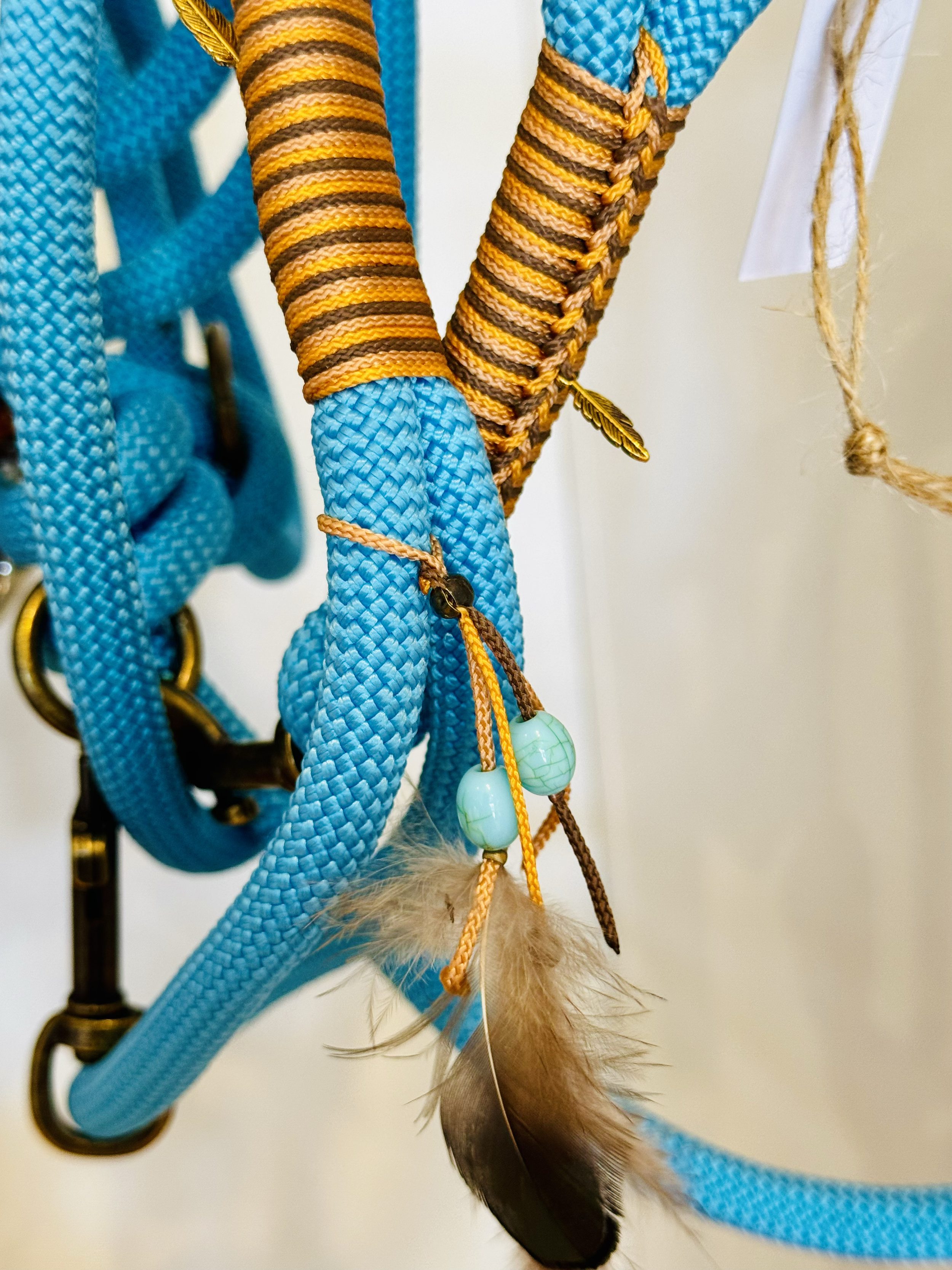 Laisse de la marque belge "Comme Cha et chiens", 100% sur-mesure, lavable.