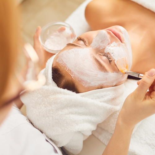 Carboxy Mask Facial Training Course.png