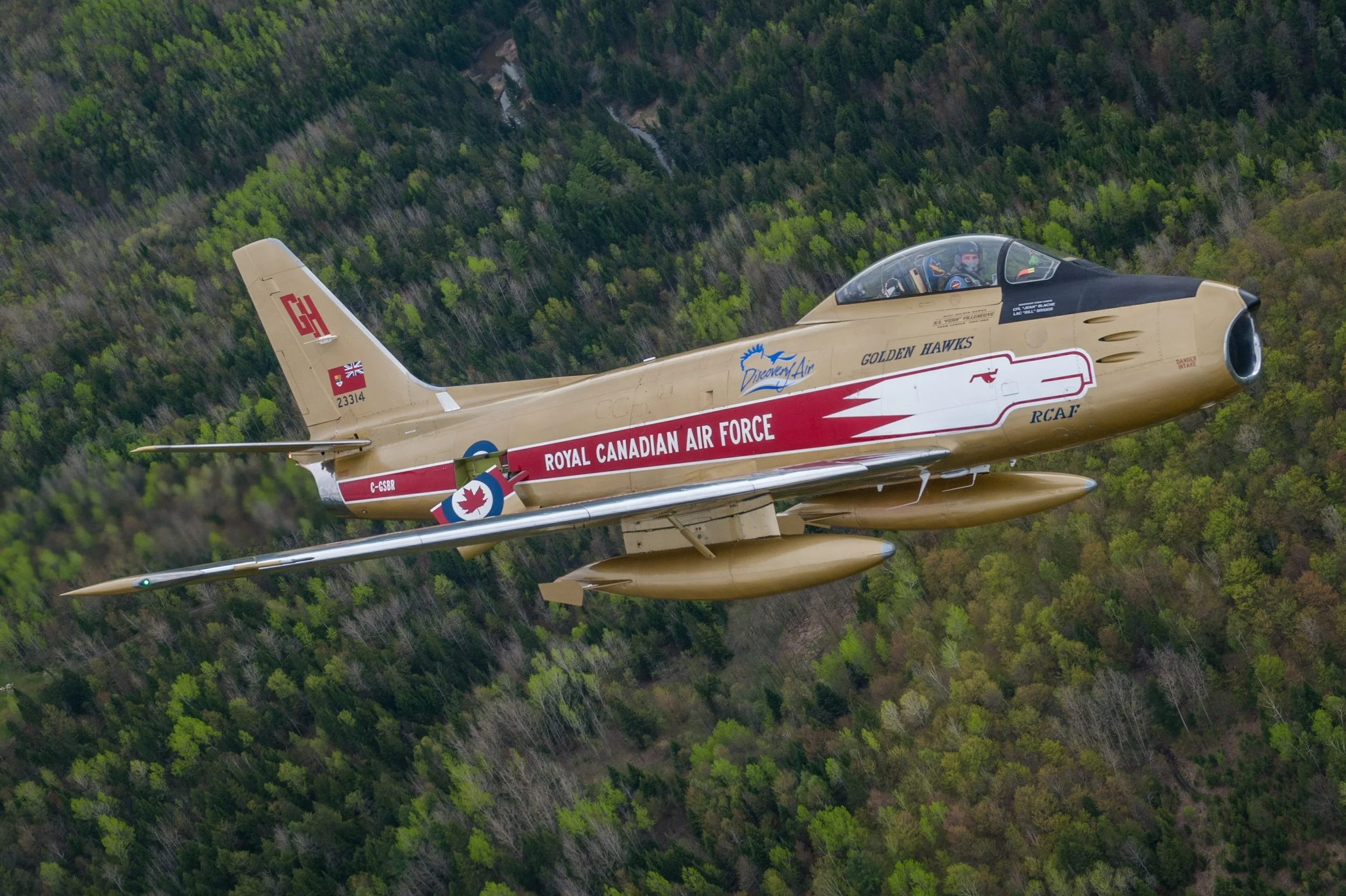 Canadair F-86 Sabre 5 — Photo: Peter Handley
