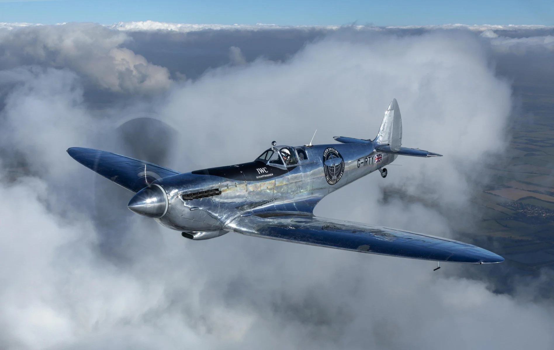 Supermarine Spitfire Mk IX —Photo: The Silver Spitfire