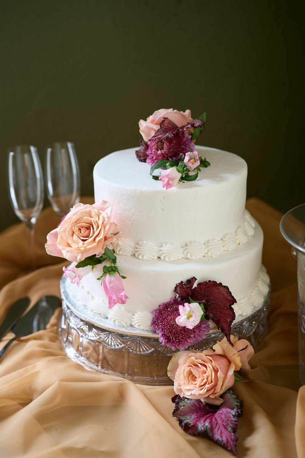closeup of a cake with floral accents