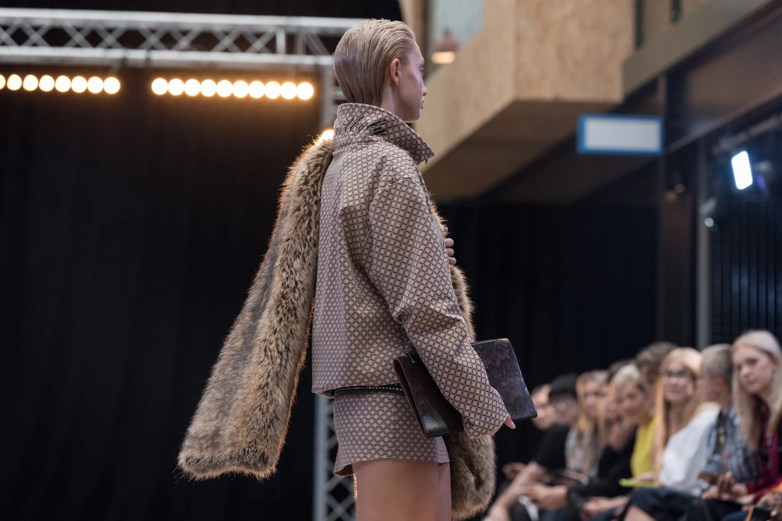 2025_mfw_ macunia uglzyrunway- inesbahr-53 copy.jpg