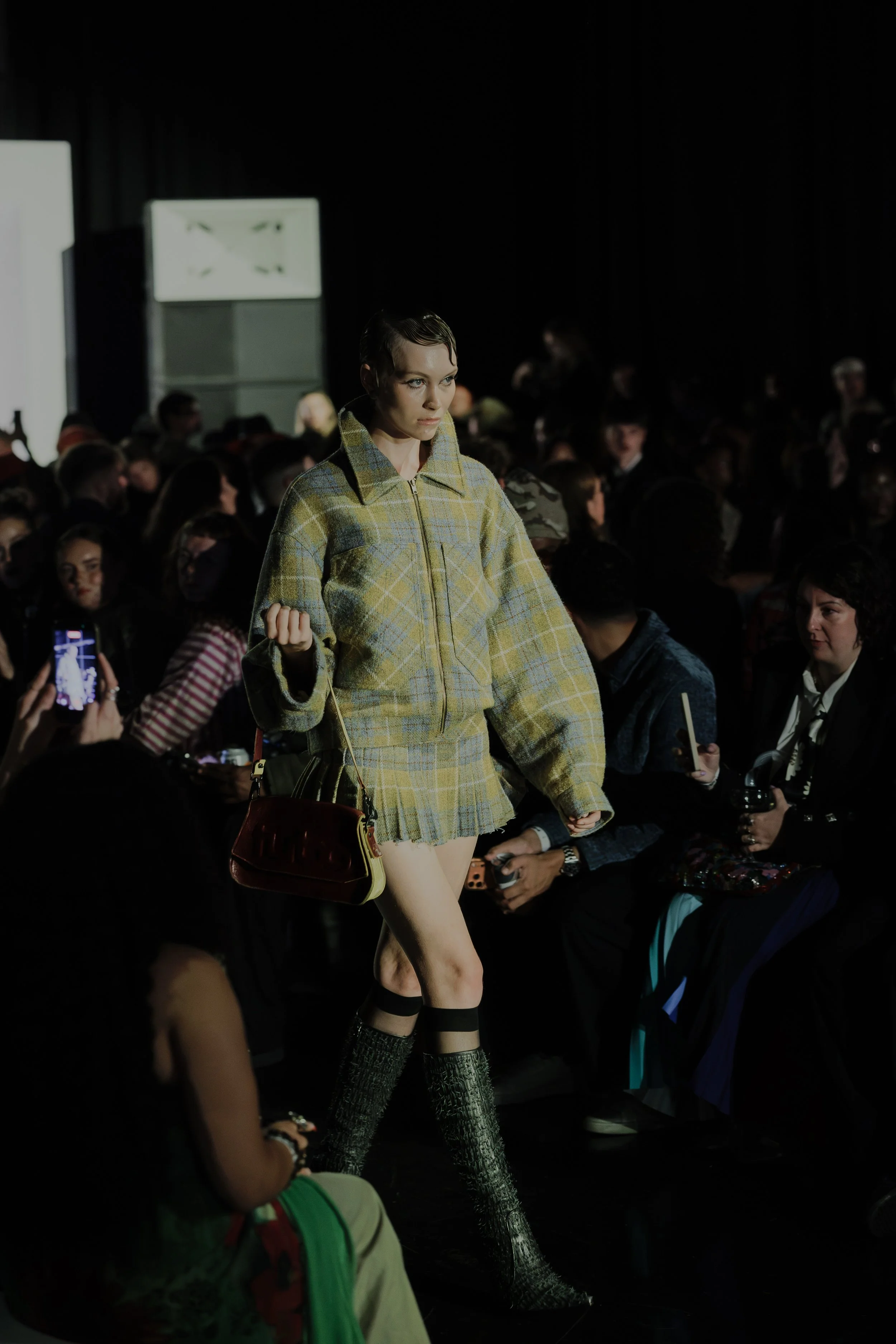 MakeItWet-MancuniaUgly-Runway-by-@JodyHartley_Photos-for-MFW--2049.jpg