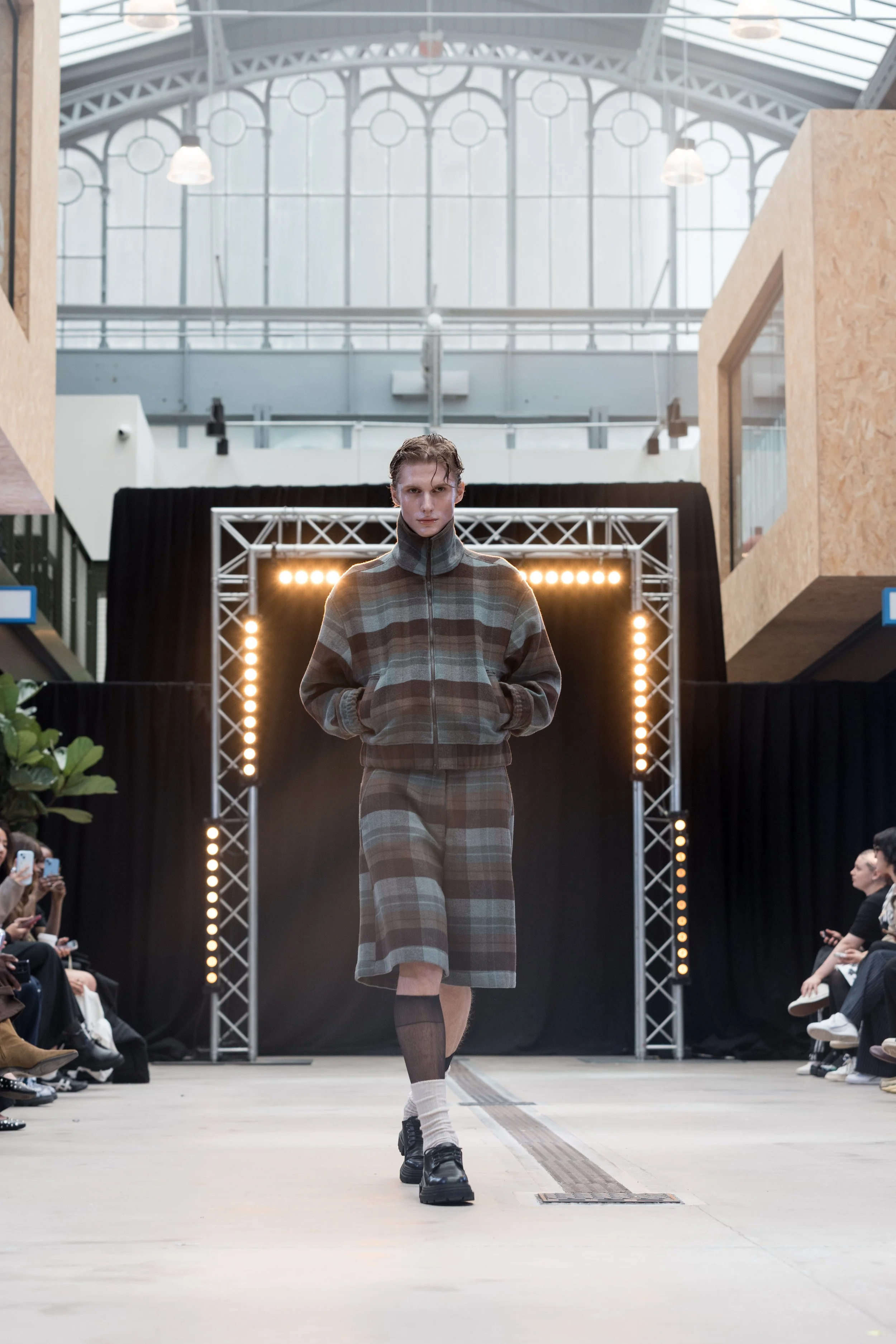 2025_mfw_ macunia uglzyrunway- inesbahr-13.jpg