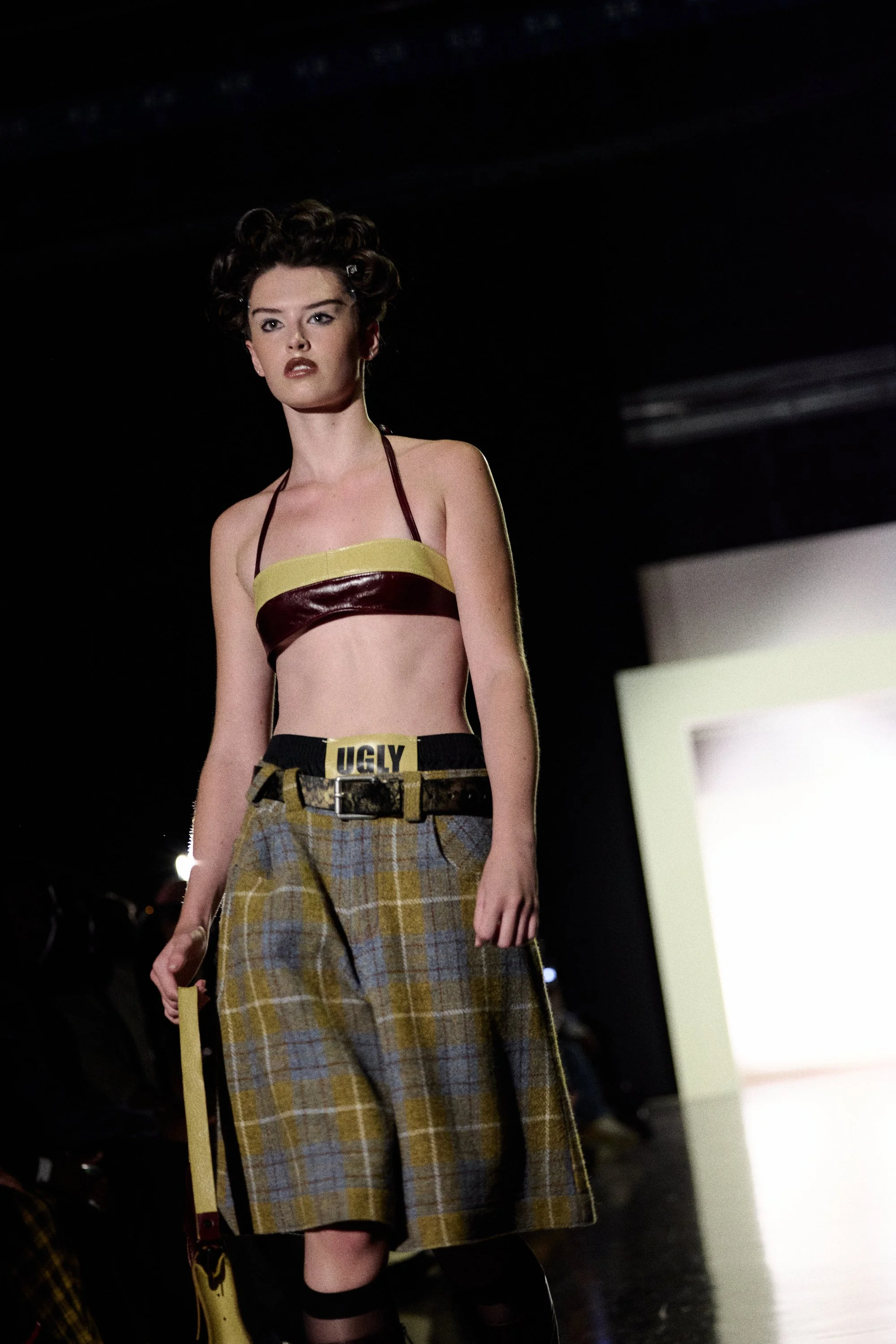 MakeitWet_MakuniaUgly_26_Runway1_by_Ines_Bahr_for_MFW 16 (1).jpg