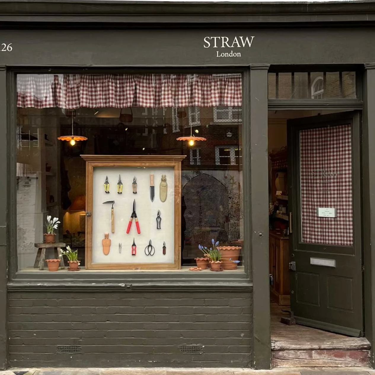 PAST CLIENT / STRAW LONDON