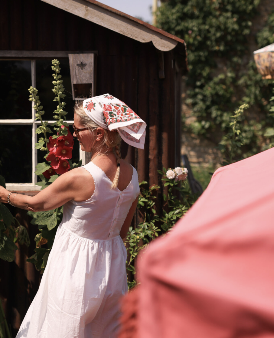 CLIENT / ALEXANDRA TOLSTOY 