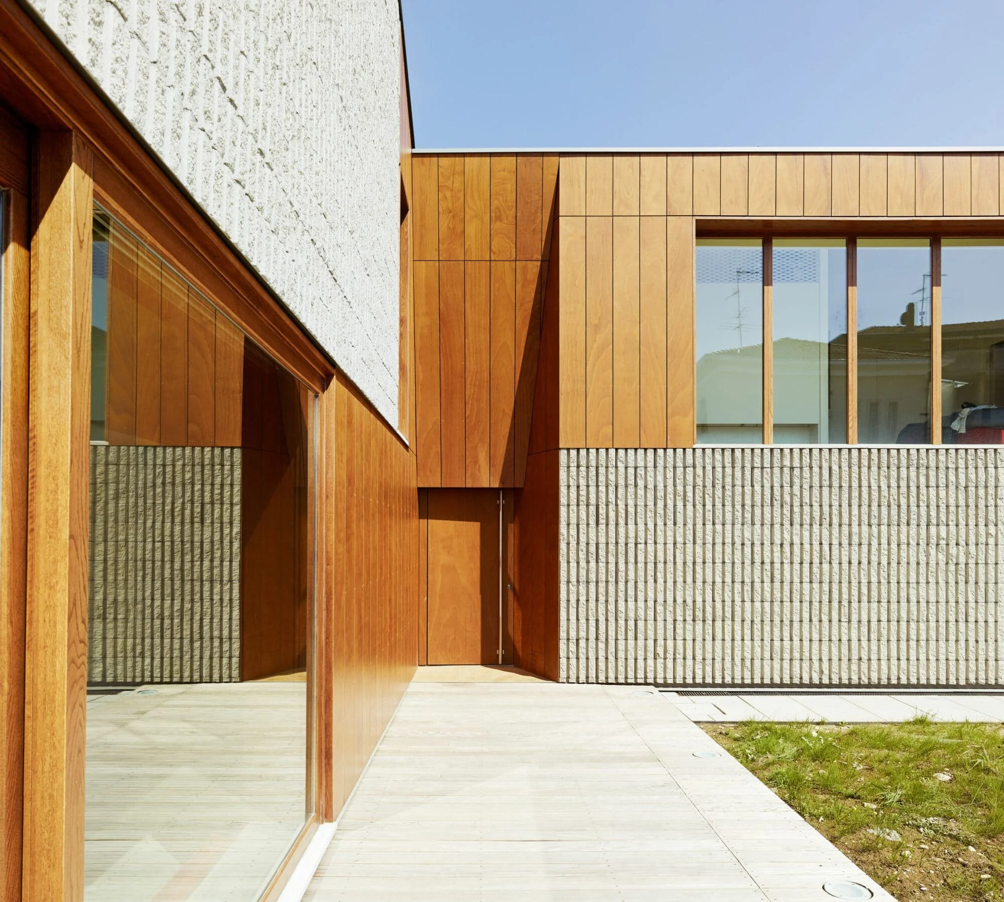 EXTERIOR CLADDING PROJECT 2- 1.jpg