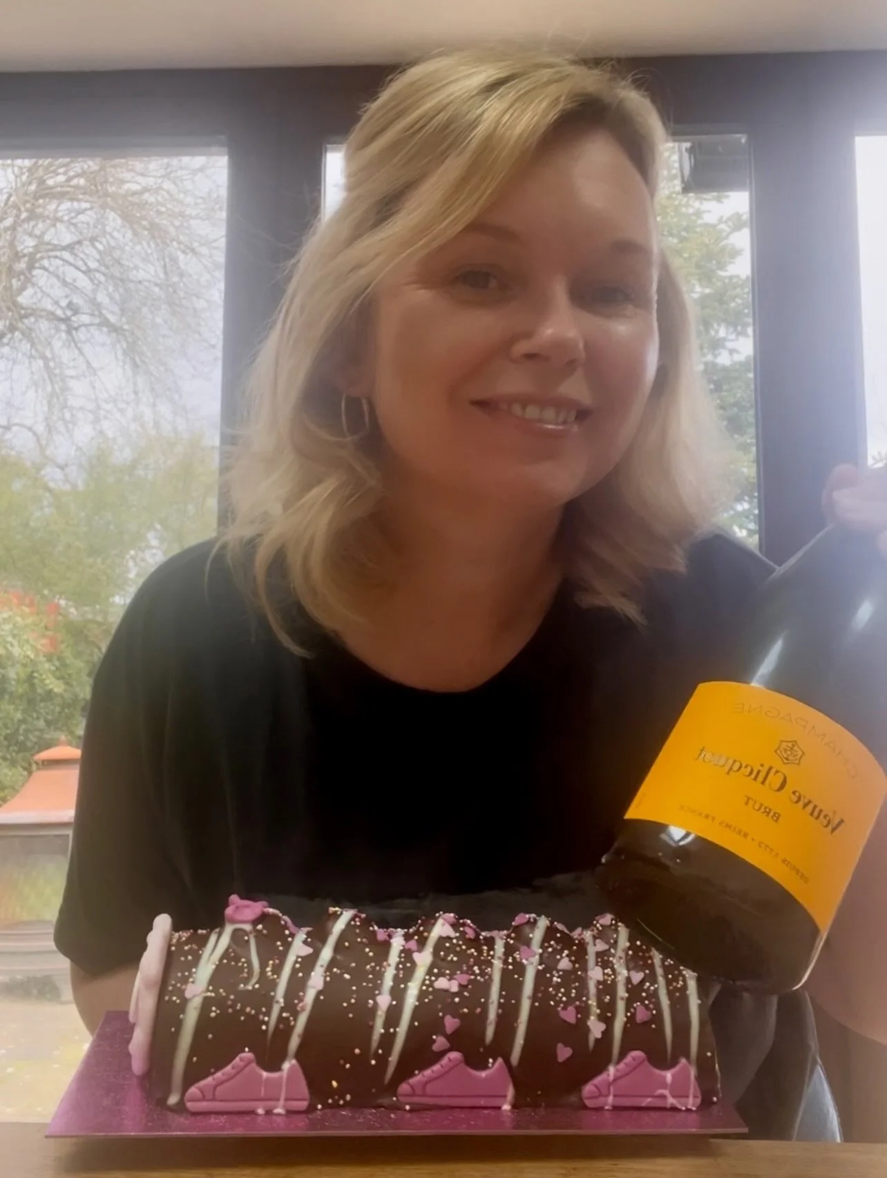 2️⃣0️⃣ years in business ! 🎉🍾🎈

This month I&rsquo;m celebrating 20 years since I started my bookkeeping businesss 🥳🍾

I remember starting it with a laptop on one knee and baby Millie on the other. 

I thought I was getting into business to buil