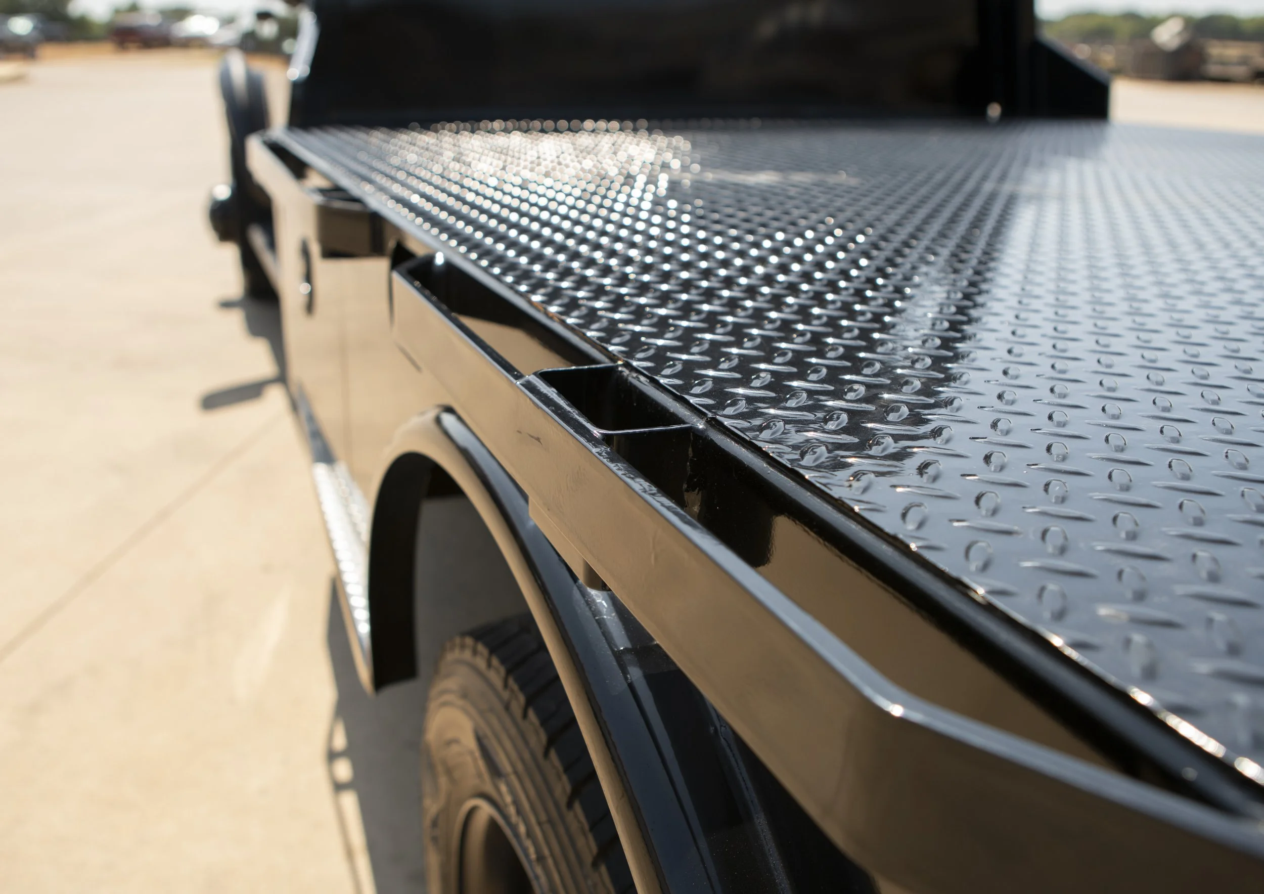 SK Skirted Truck_Black_-24.jpg