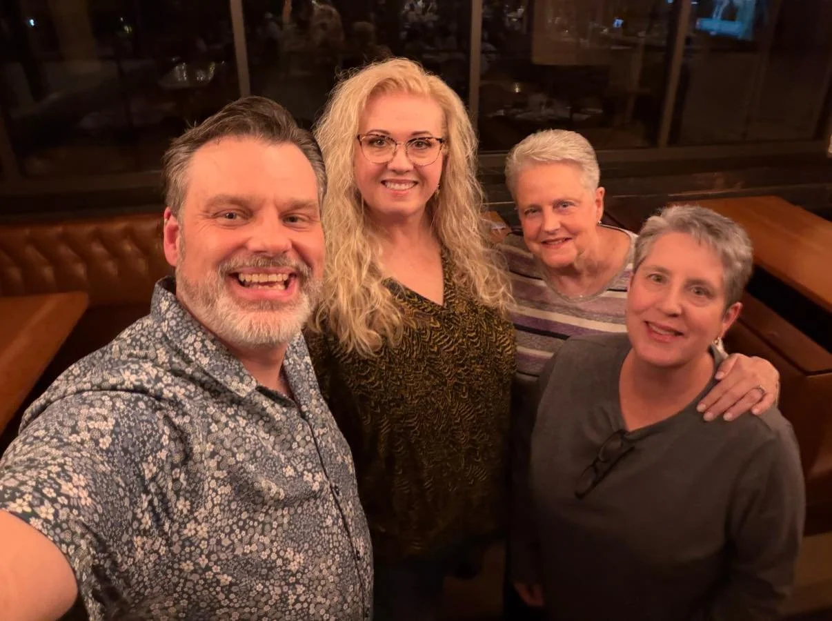 Out to dinner with these lovelies! Metsy Rose Nancy Kammerer Sheri Wyles
