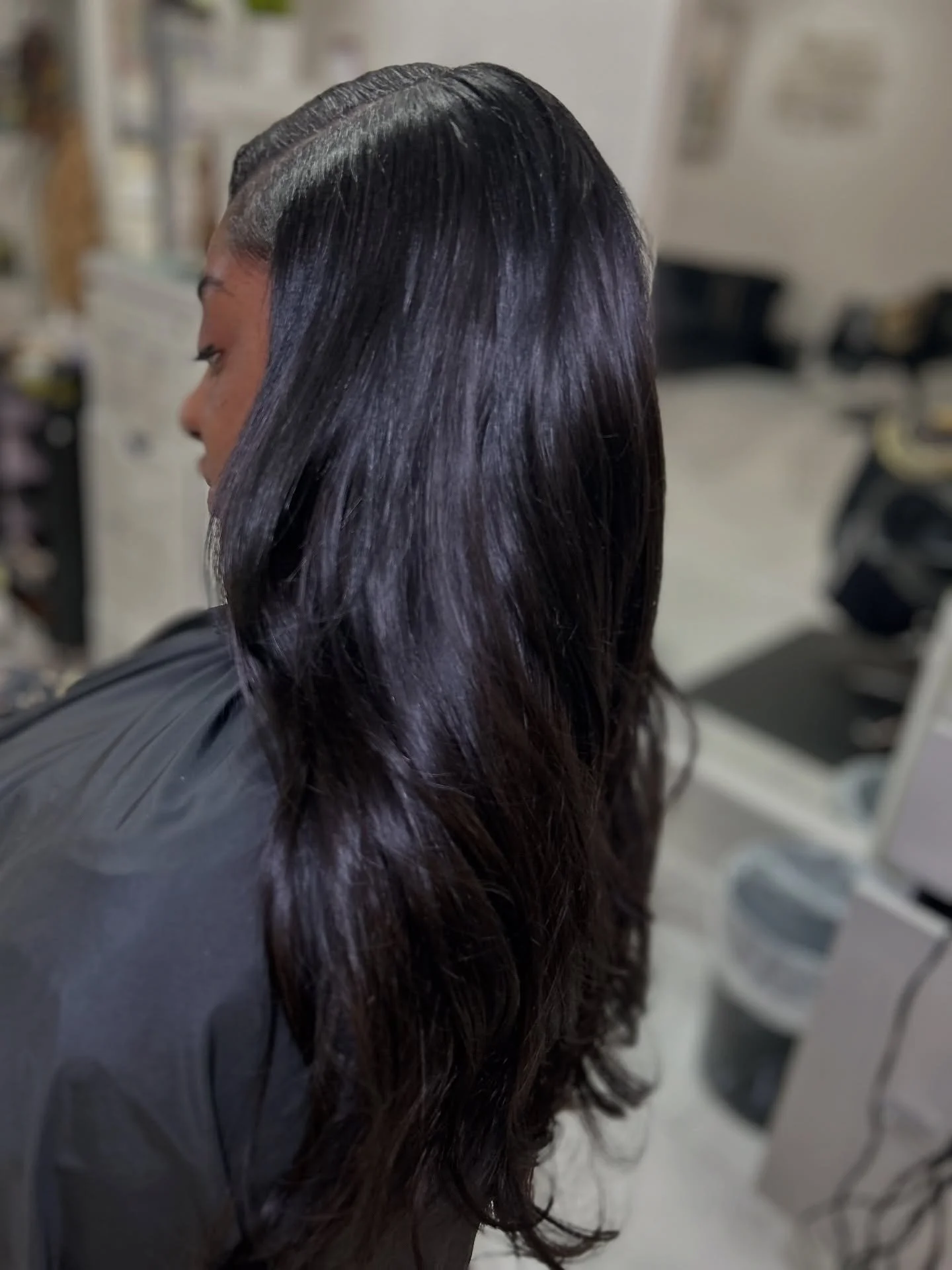 Ladies, the hard, spritzed up hair is out. Soft, bouncy  luxurious hair is in. Let&rsquo;s get you looking your best before the holiday season is here. Book your full sewin on theluxuryave.com