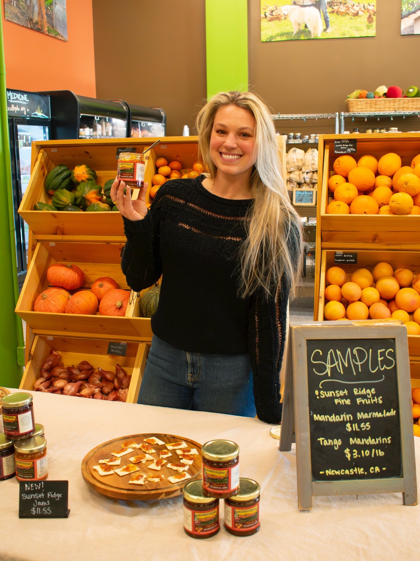 The shop is OPEN 🍊🧡

We have SAMPLES today from Sunset Ridge Fine Fruits in Newcastle, CA! We have fresh Tango mandarins to try, and their excellent Mandarin Marmalade to taste as well. Come stop by and enjoy the best the season has to offer!

🛒Fa