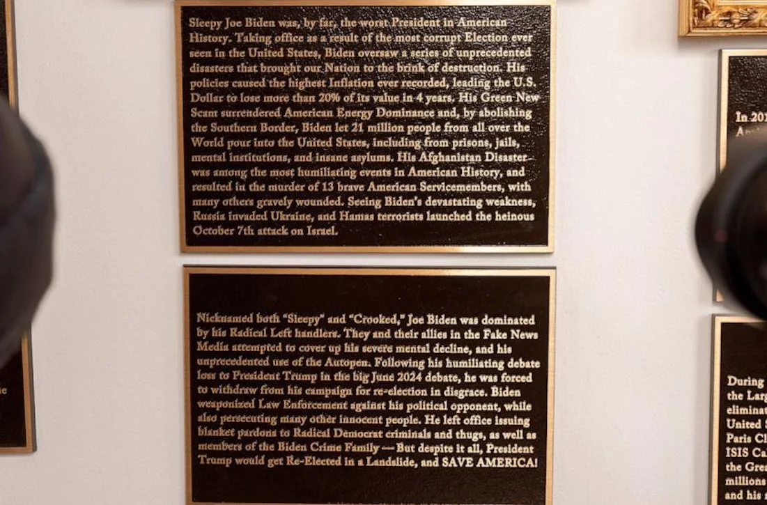 Plaques at White House Colonnade