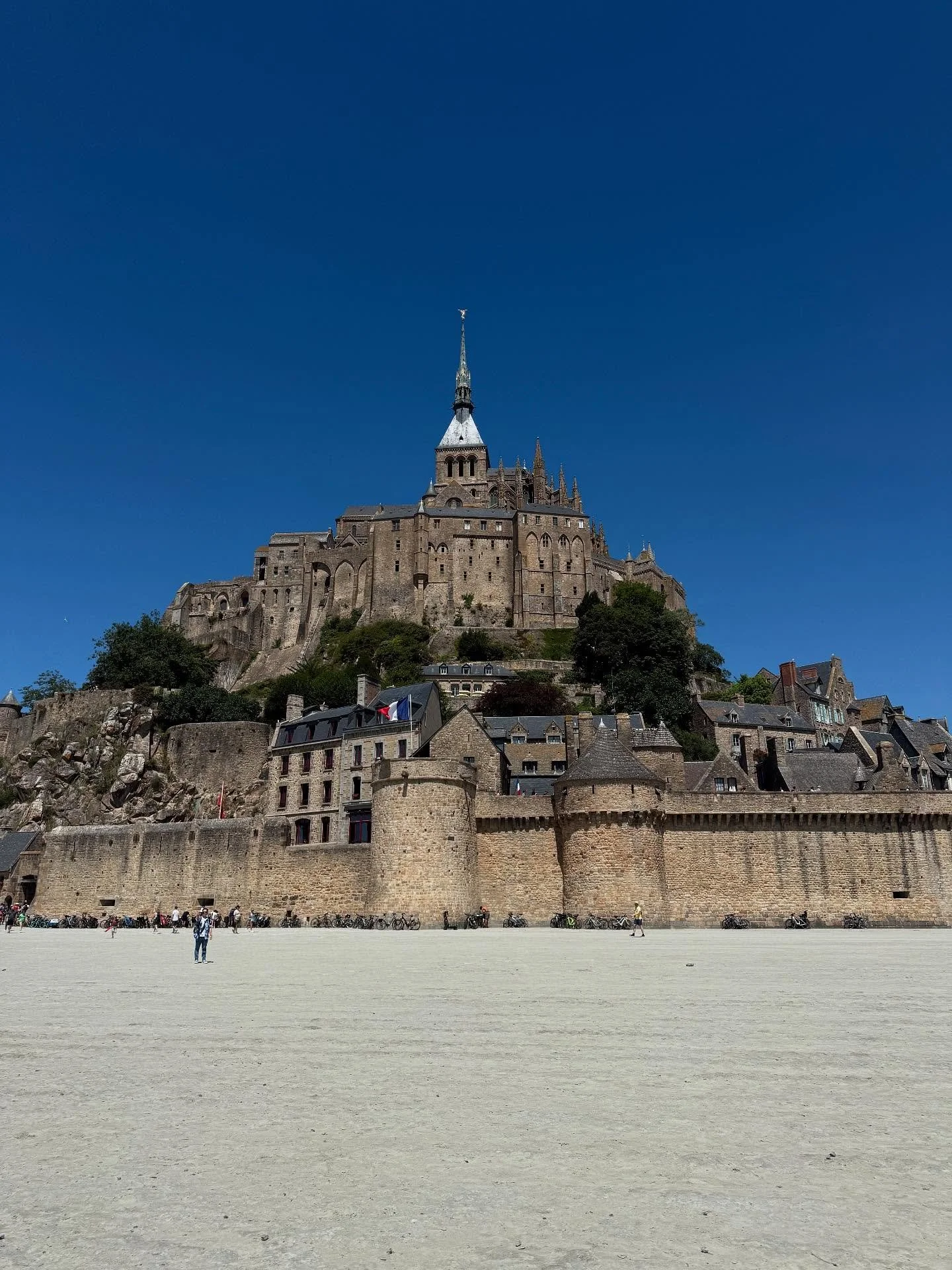 Mont Saint Michel - finally made it!
-
-
-
#montstmichel #montsaintmichel #normandy #normandie #normandiefrance #abbeymontstmichel #france