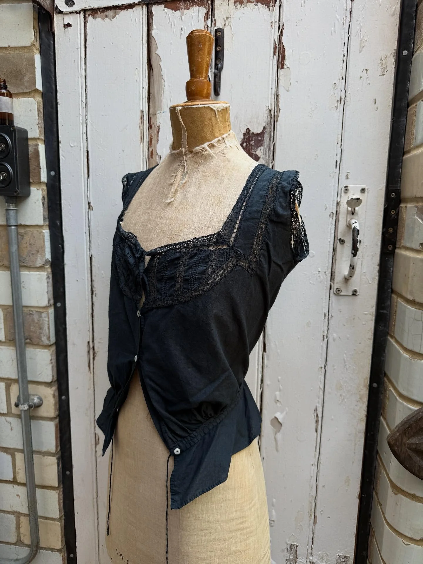 Some tops coming up soon …
-
-
-
#antiqueblouse #antiquetops #dyedtops #laceblouse #chemise #antiquecotton #antheasattic #antheasatticapparel