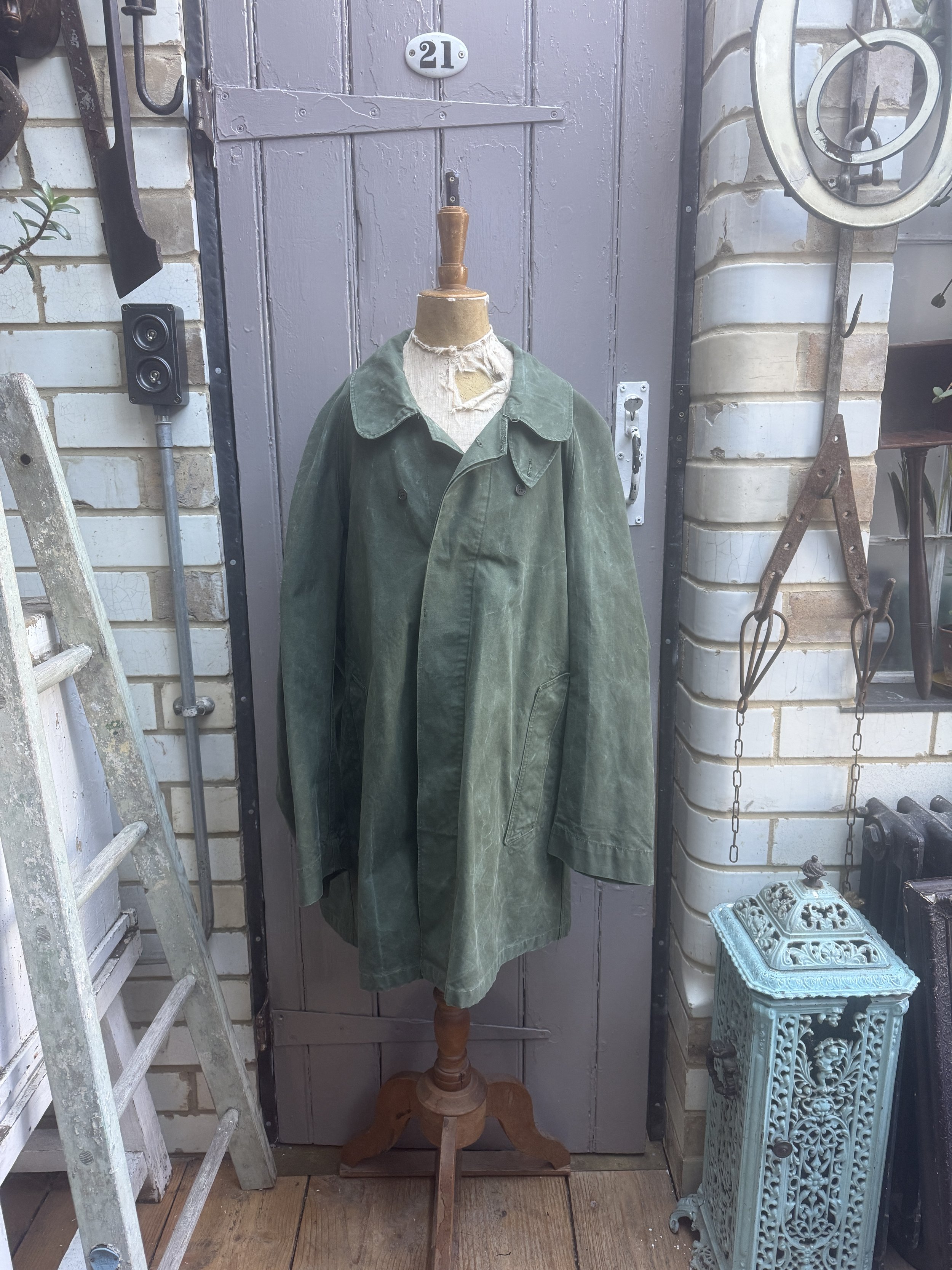 Vintage French mens khaki green cotton jacket coat size L