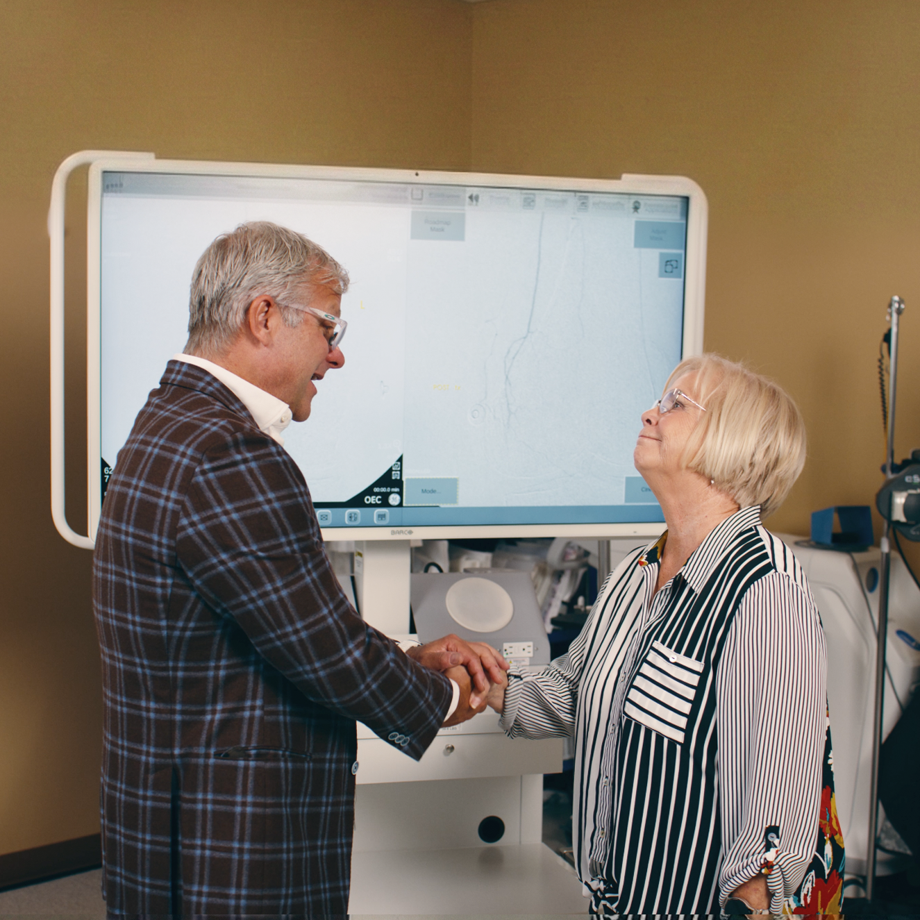 Knee Pain Treatment Options: A Clear Guide From First Steps to Advanced Care