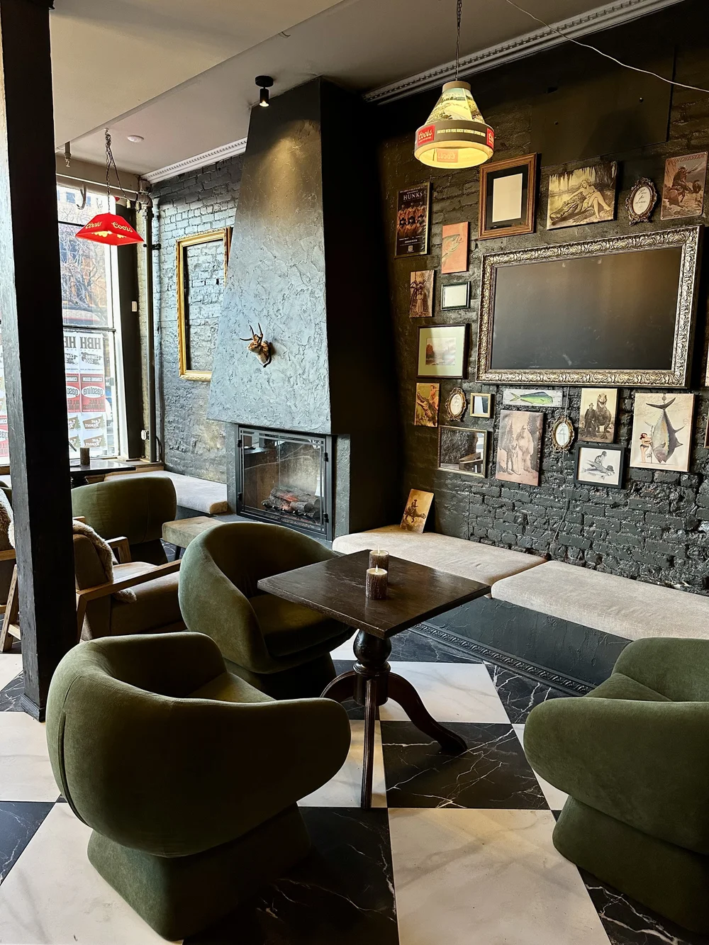Bar photo 2