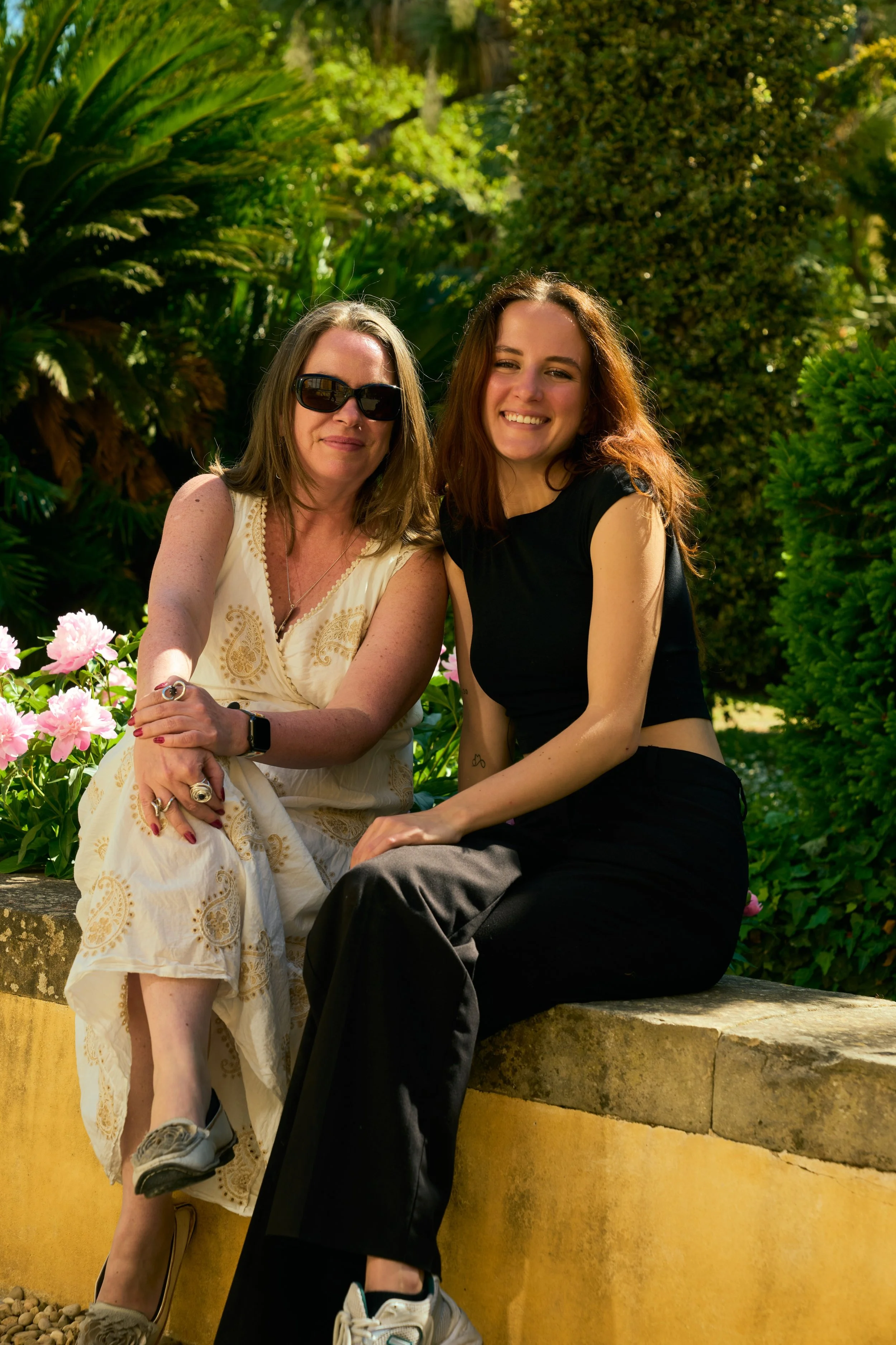 Viandante owner and design artist, Cindy Cornelsen, with our lovely model, Lucia Rodriguez.