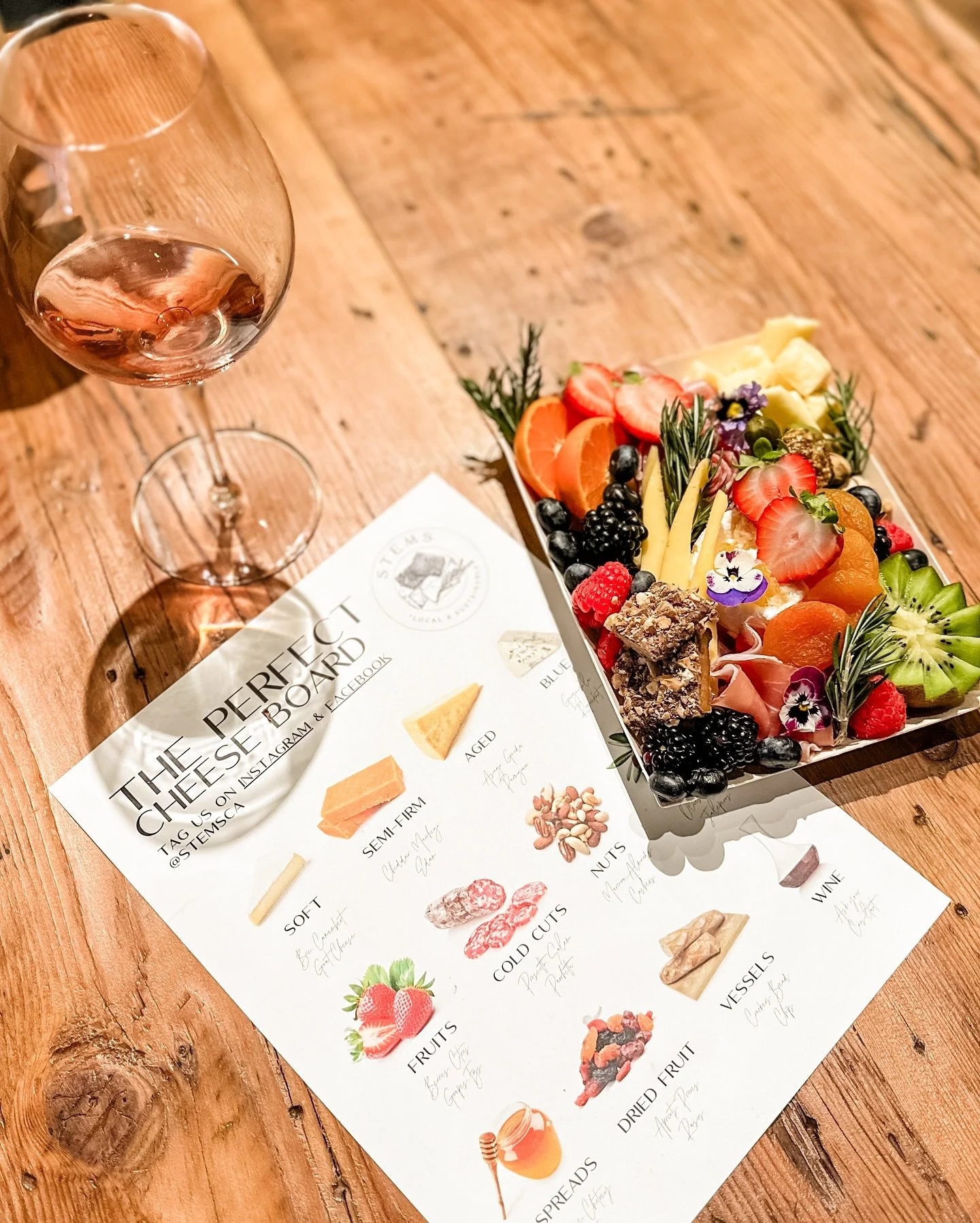 Last night was our first-ever Board &amp; Bottle workshop at Neighbors and Friends &mdash; and it was soooo fun! 🍷

✨ Highlights:
- Fun Fact: Kaiy, the owner, is also a sommelier so she guided everyone through fun wine and &ldquo;cheese&rdquo; pairi