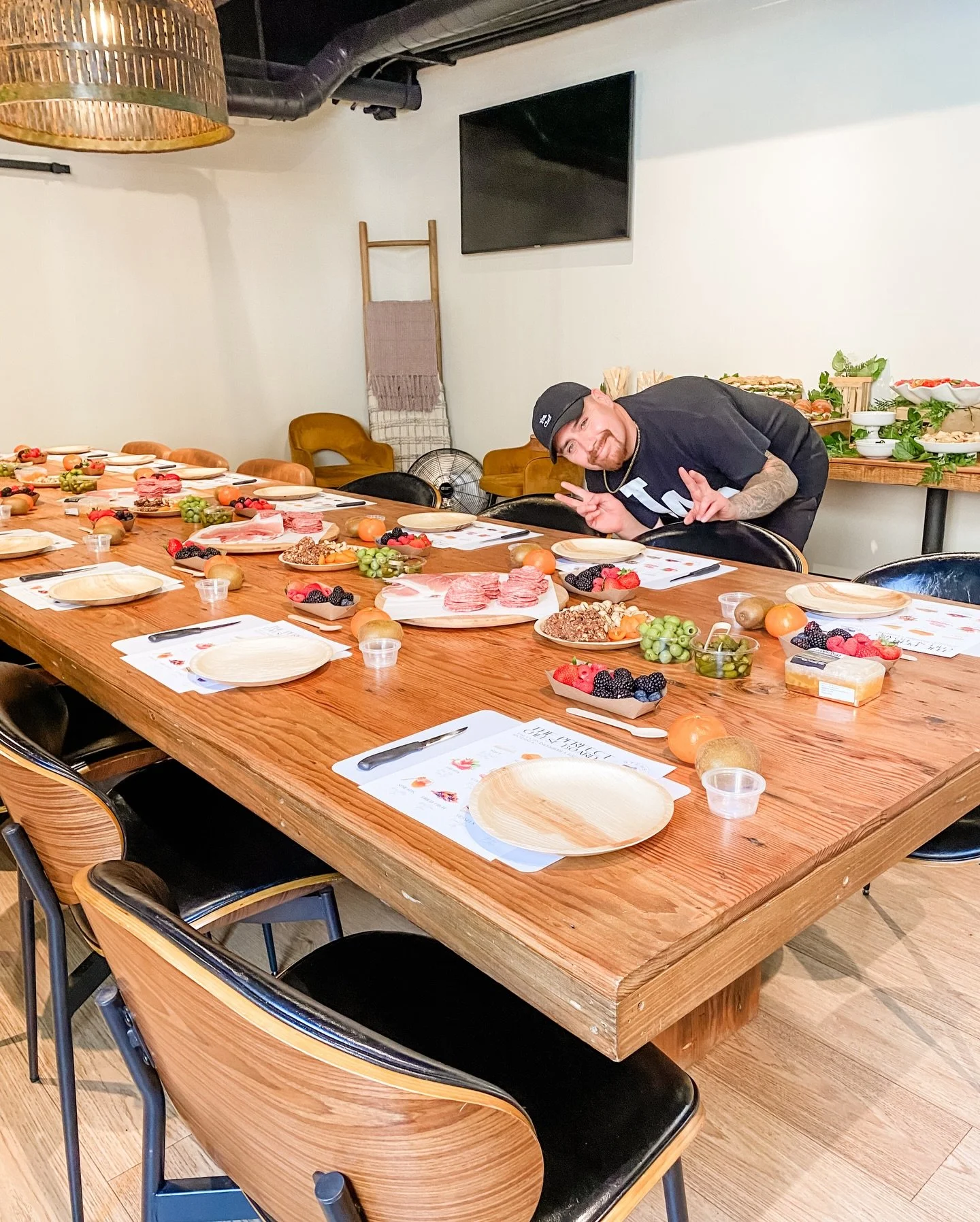 We still have a couple slots left for Sundays workshop! Link in bio or check out our stories