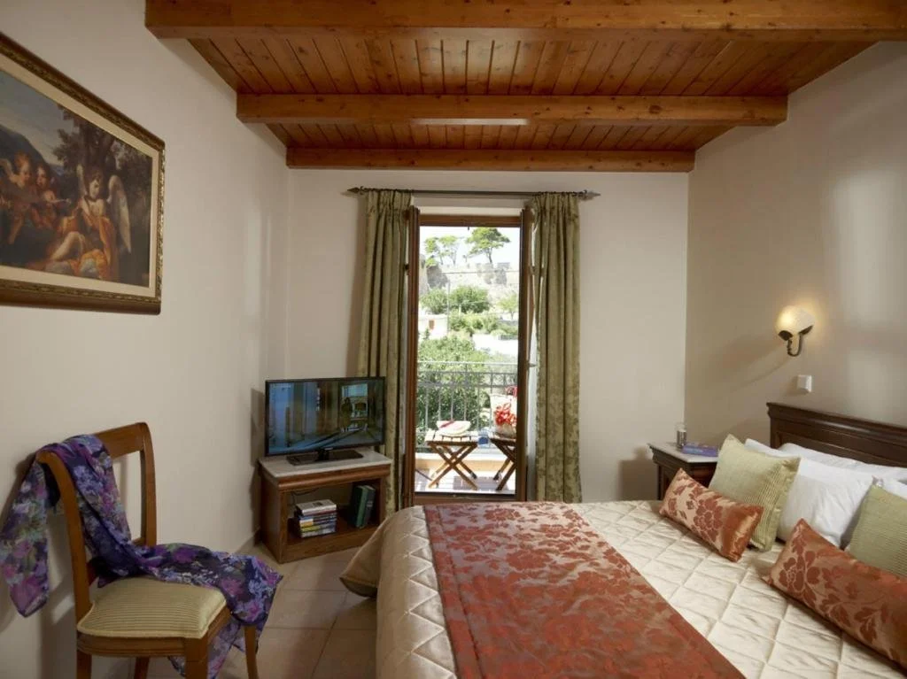 • Outdoor swimming pool  • 20 Rooms with En-suite bathrooms  • Bar  •  Kitchen • Junior Suites  • Maisonettes • Suites •  Superior •  Double Rooms •  Private Parking