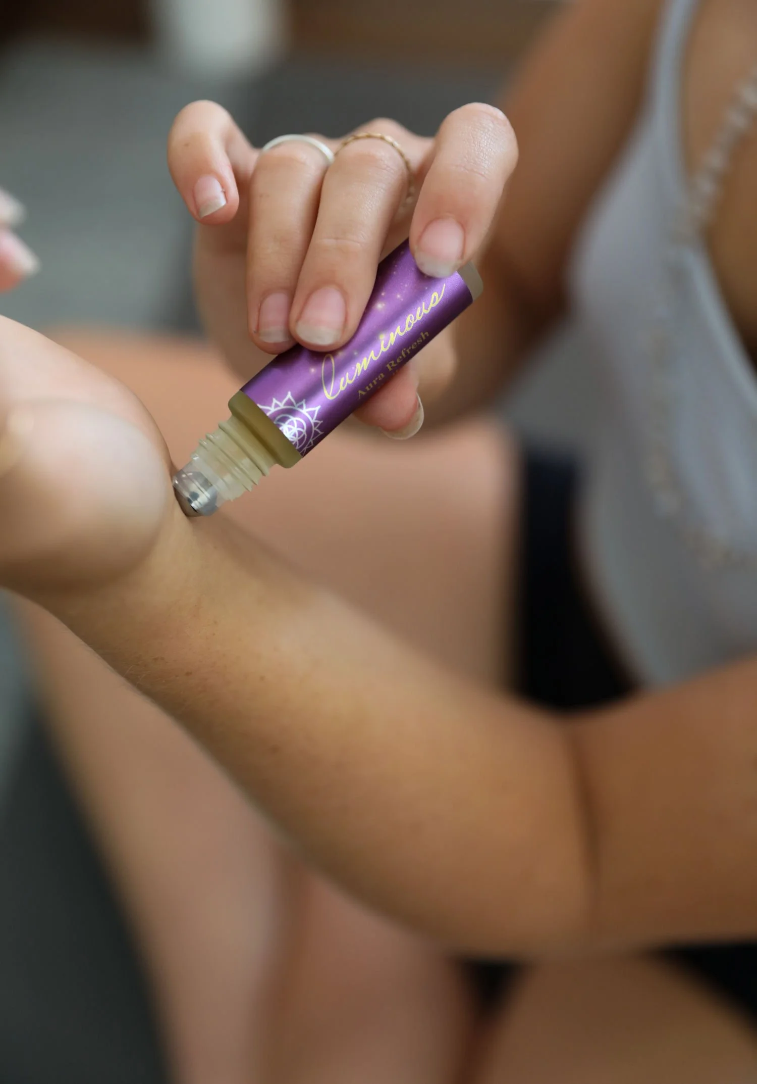 Radiant Spaces Luminous Aura Refresh Roller