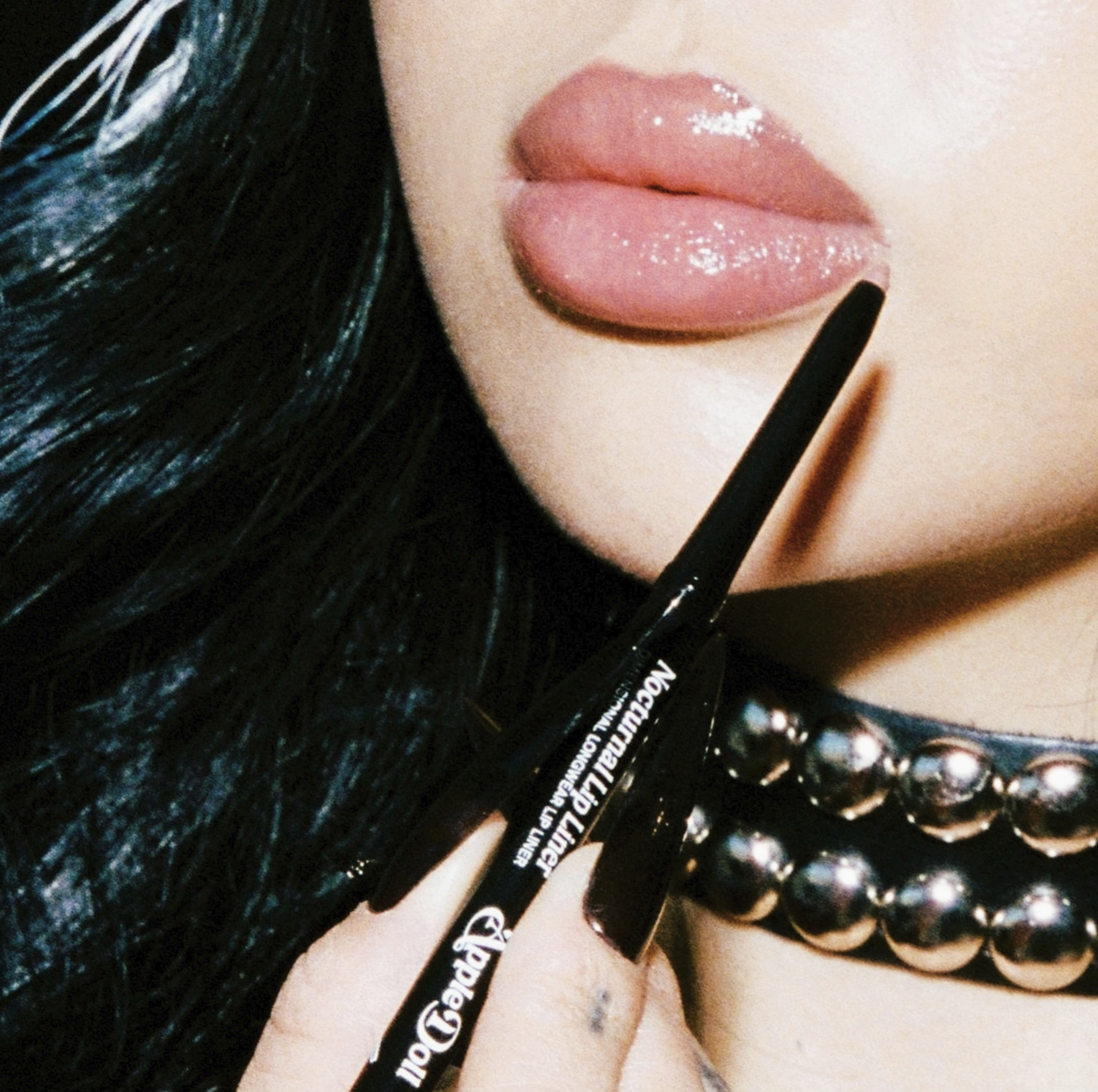 Nocturnal Lip Liner! by AppleDoll