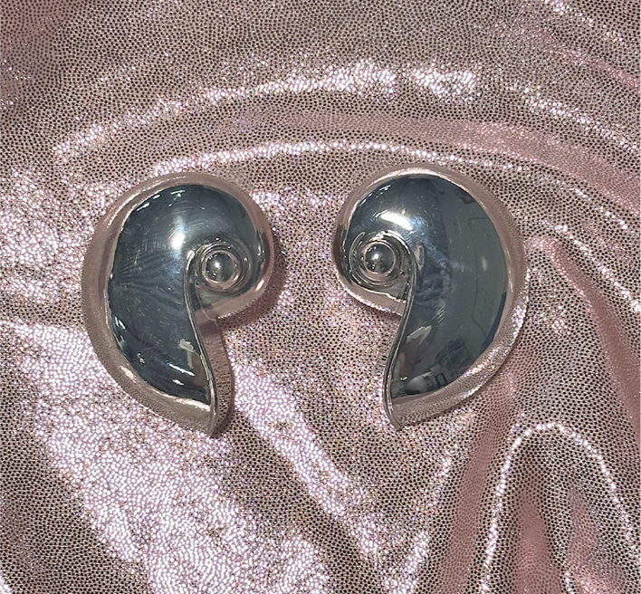 Giant Shell Earrings!