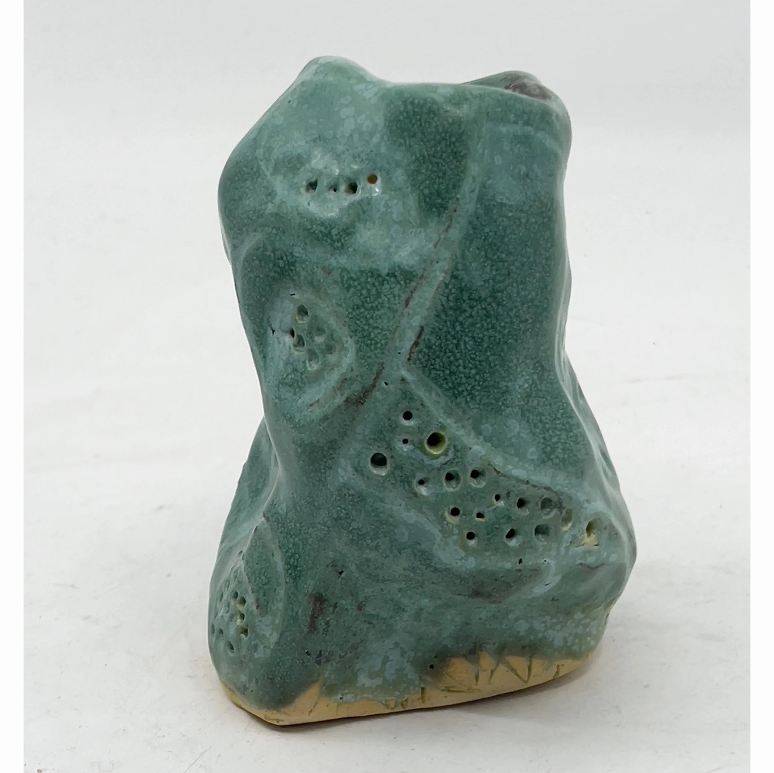 2026 Material Intent Charlotte Corini Vase 0005a 150 2500.jpg